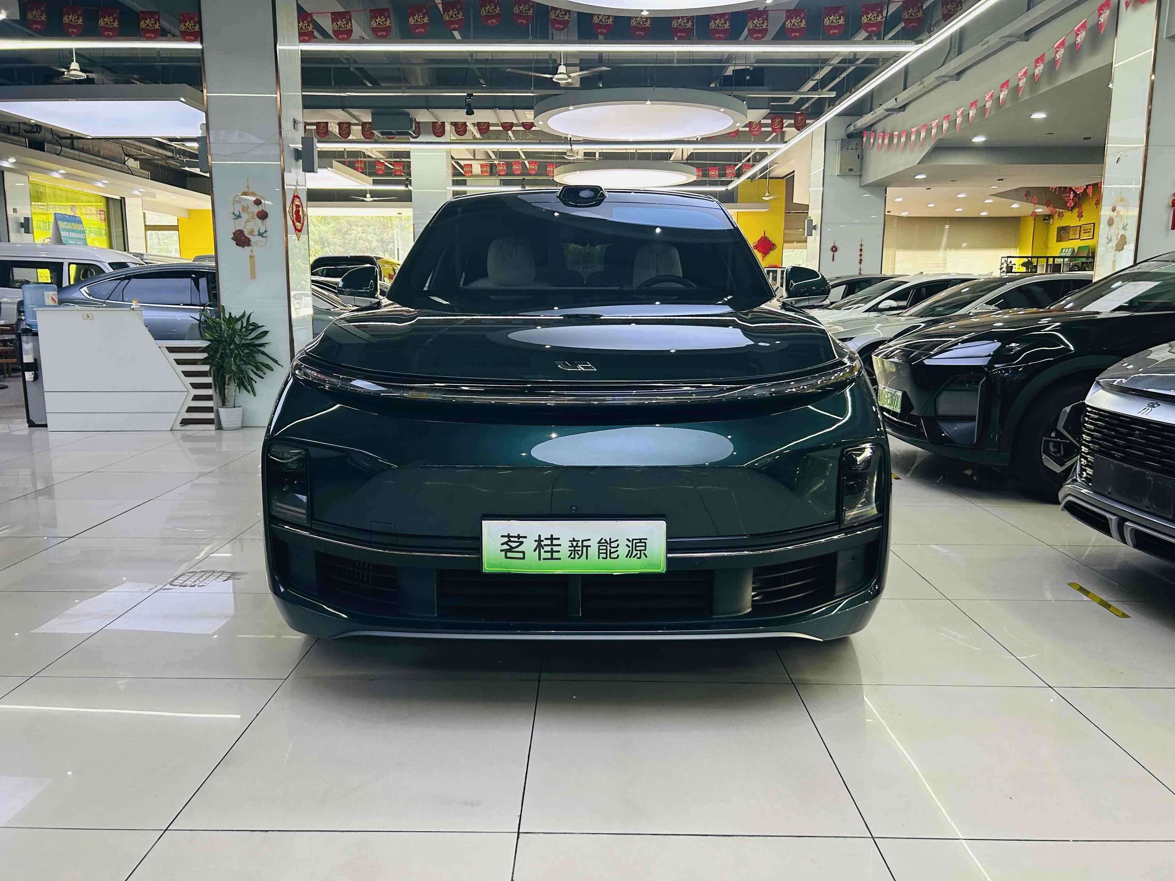 Li L9 (Ideal L9)  из Китая