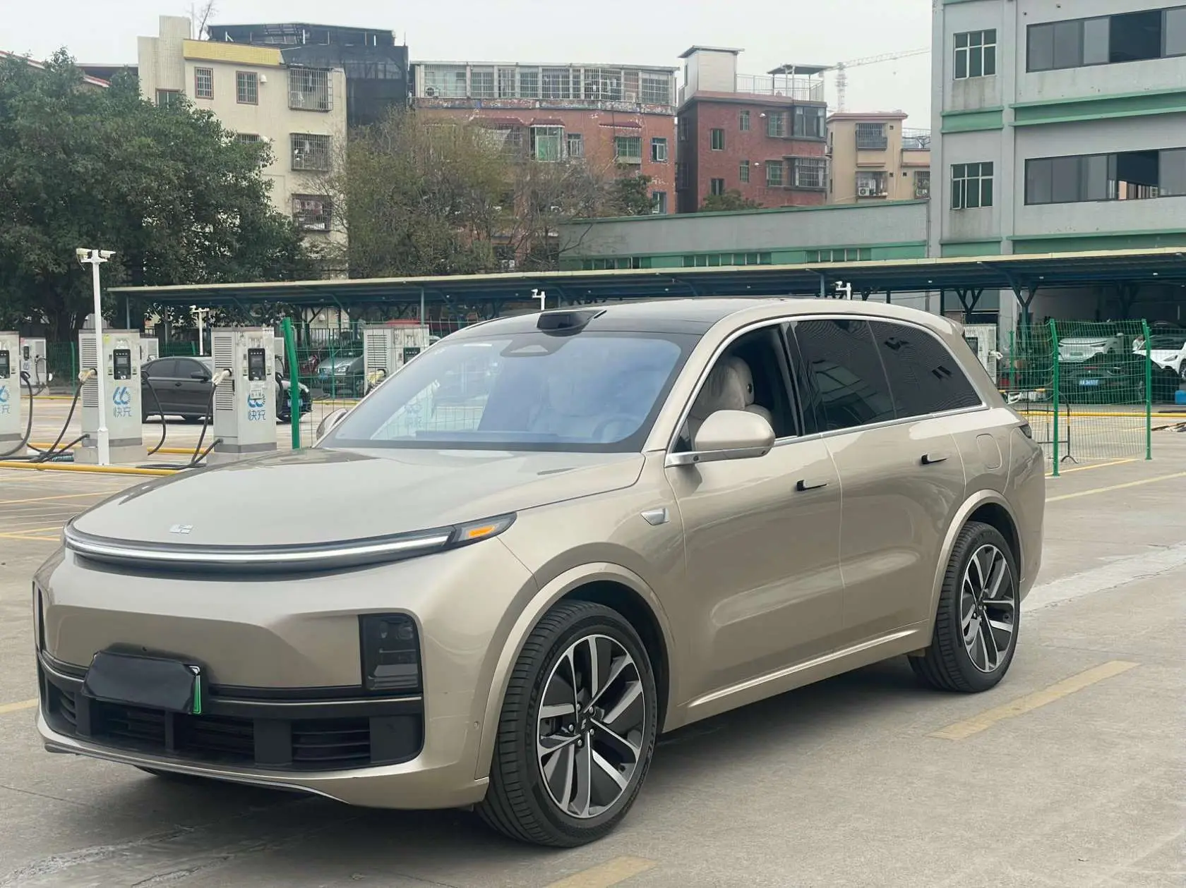 Li L8 (Ideal L8)  из Китая