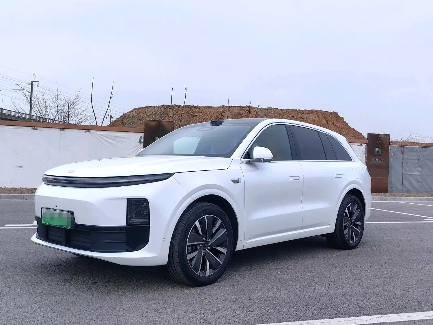 Li L6 (Ideal L6)  из Китая