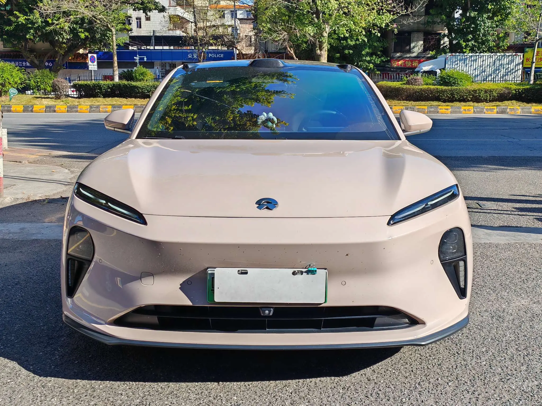 NIO ET5  из Китая