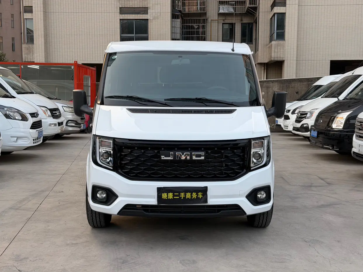 Jiangling Fushun  из Китая