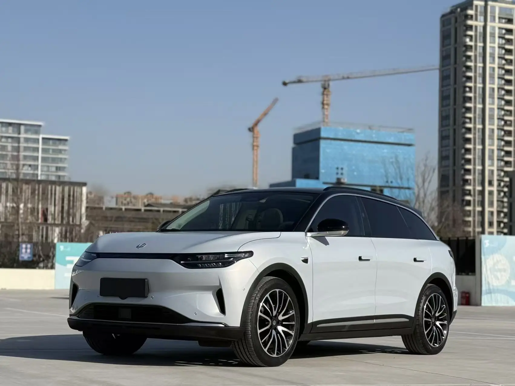 Leapmotor Zero running C11  из Китая