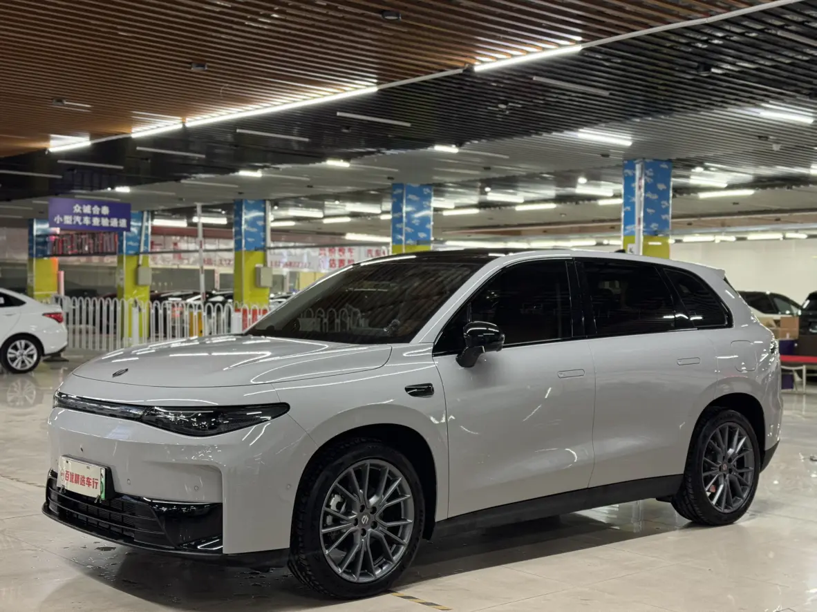 Leapmotor Zero running C10  из Китая