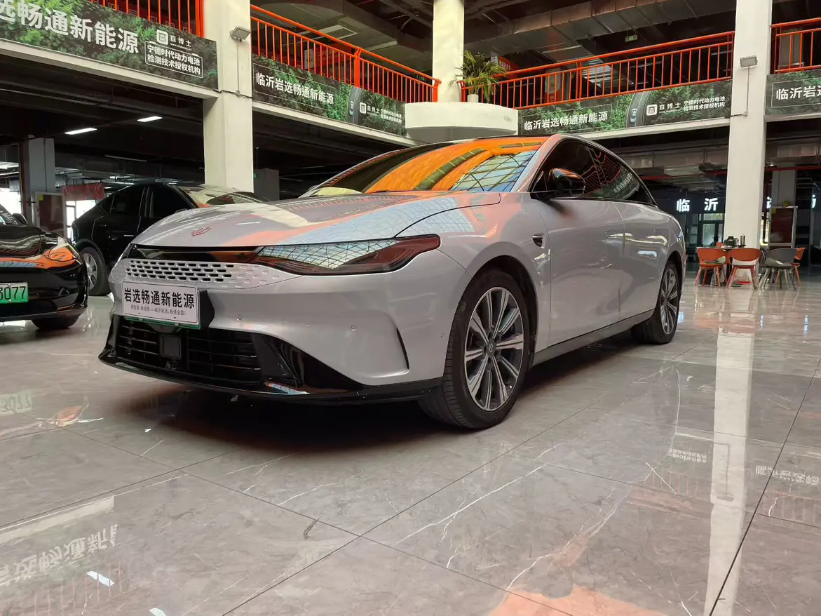 Leapmotor Zero running C01  из Китая