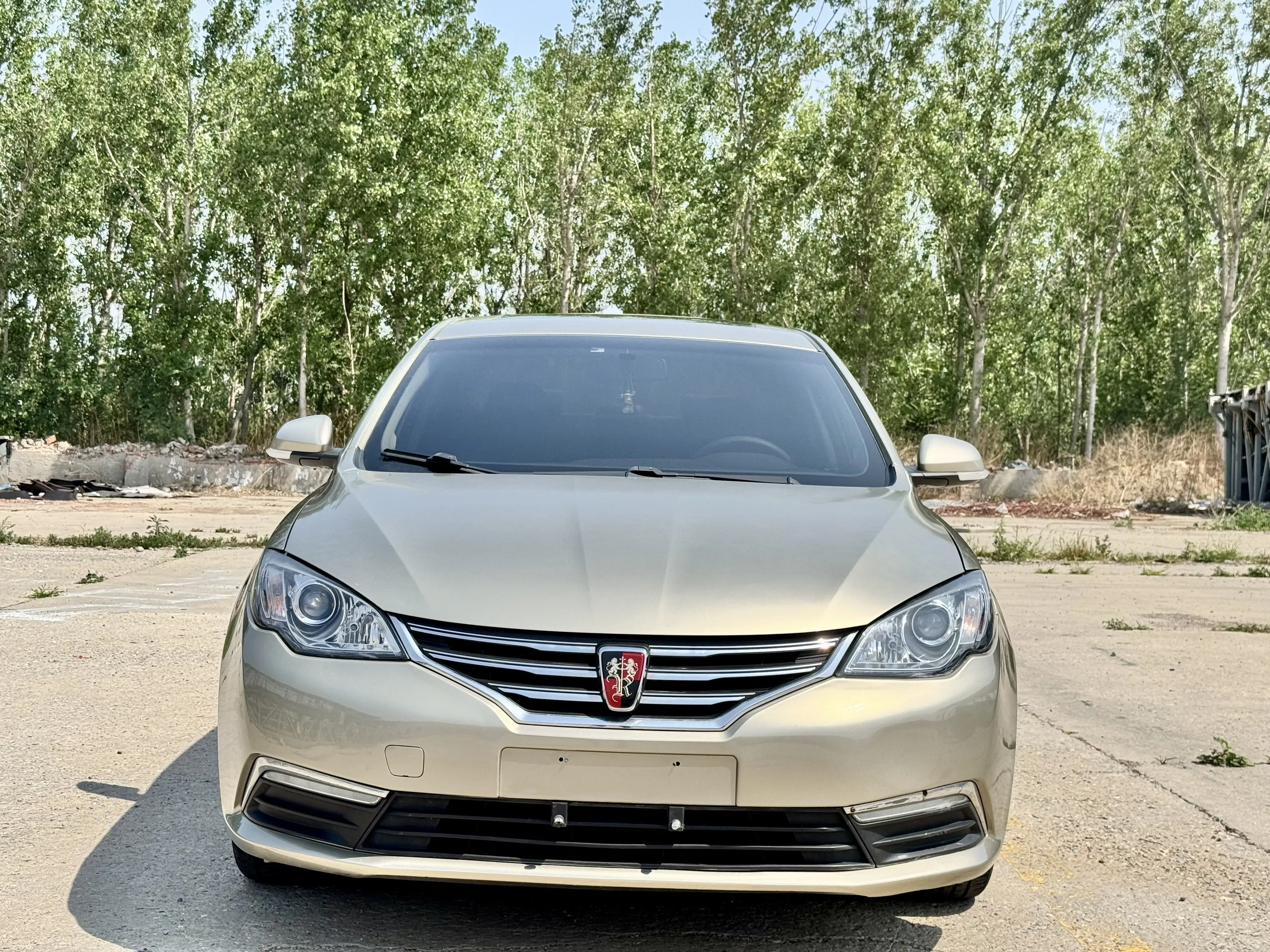 Roewe 360  из Китая