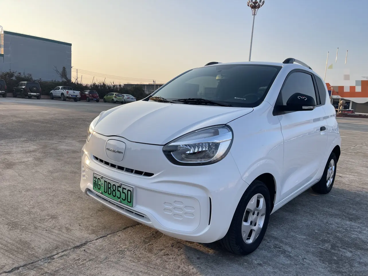 Roewe CLEVER  из Китая