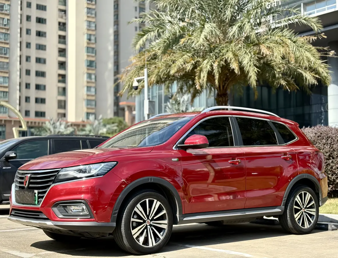 Roewe eRX5  из Китая