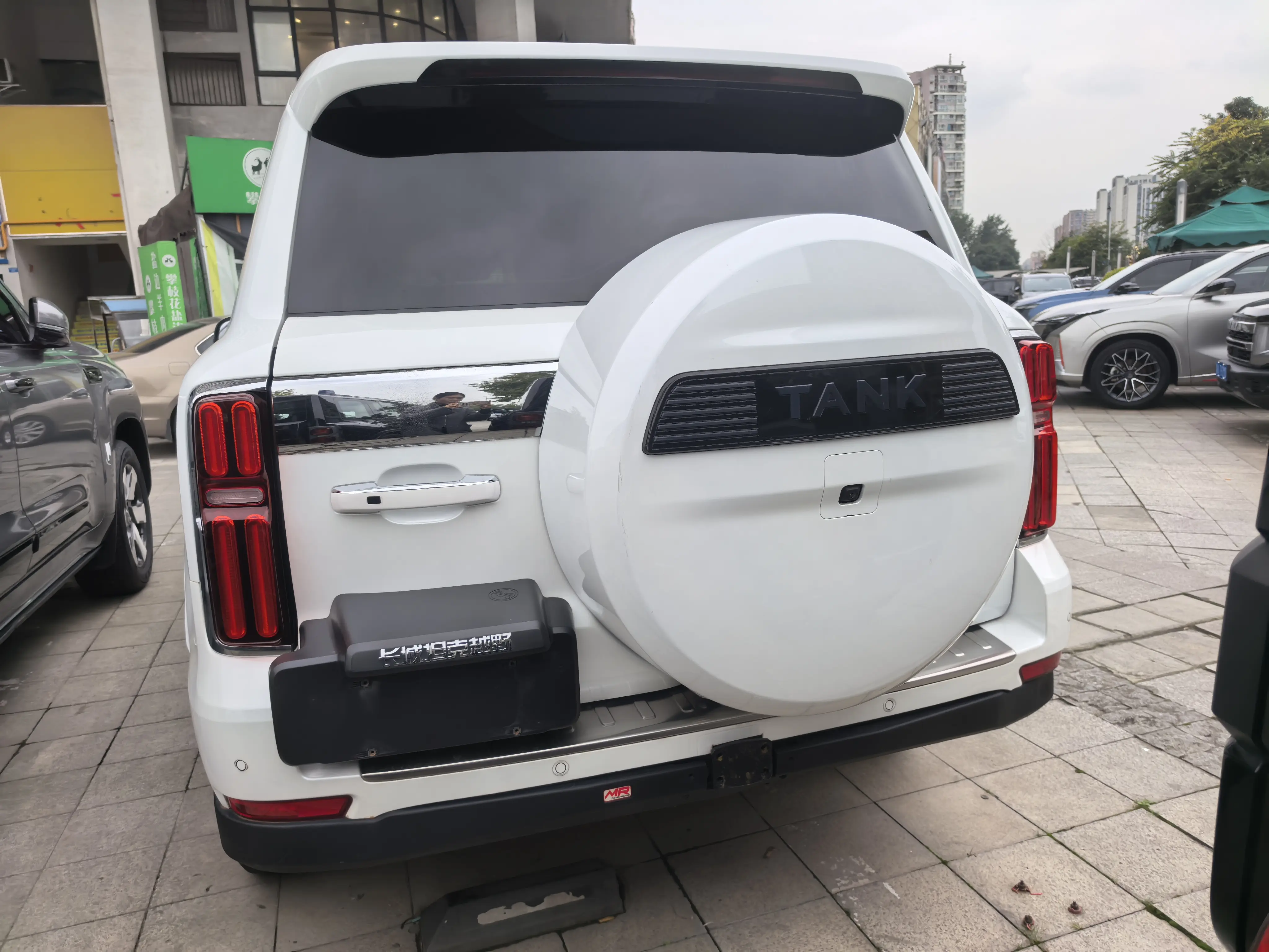 Tank 500 Hi4-T  из Китая