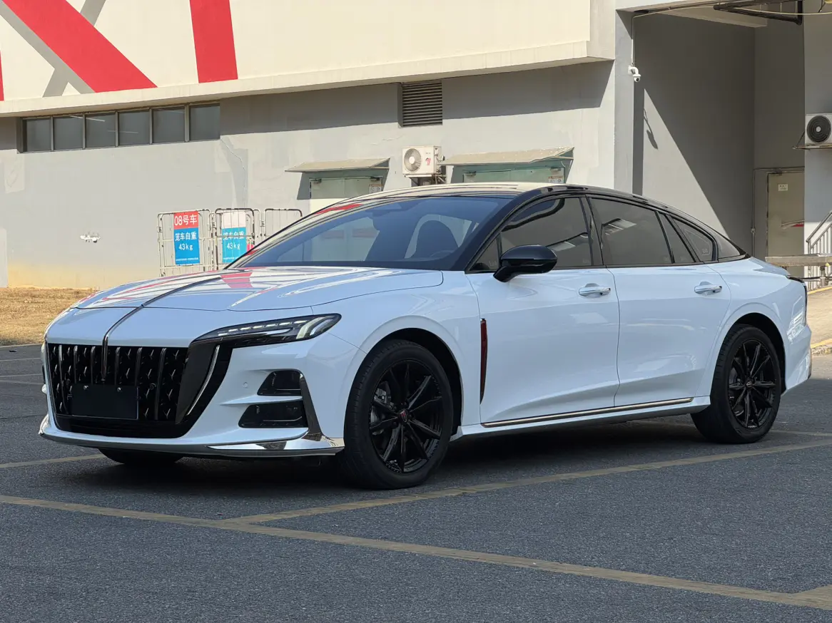 Hongqi H6  из Китая