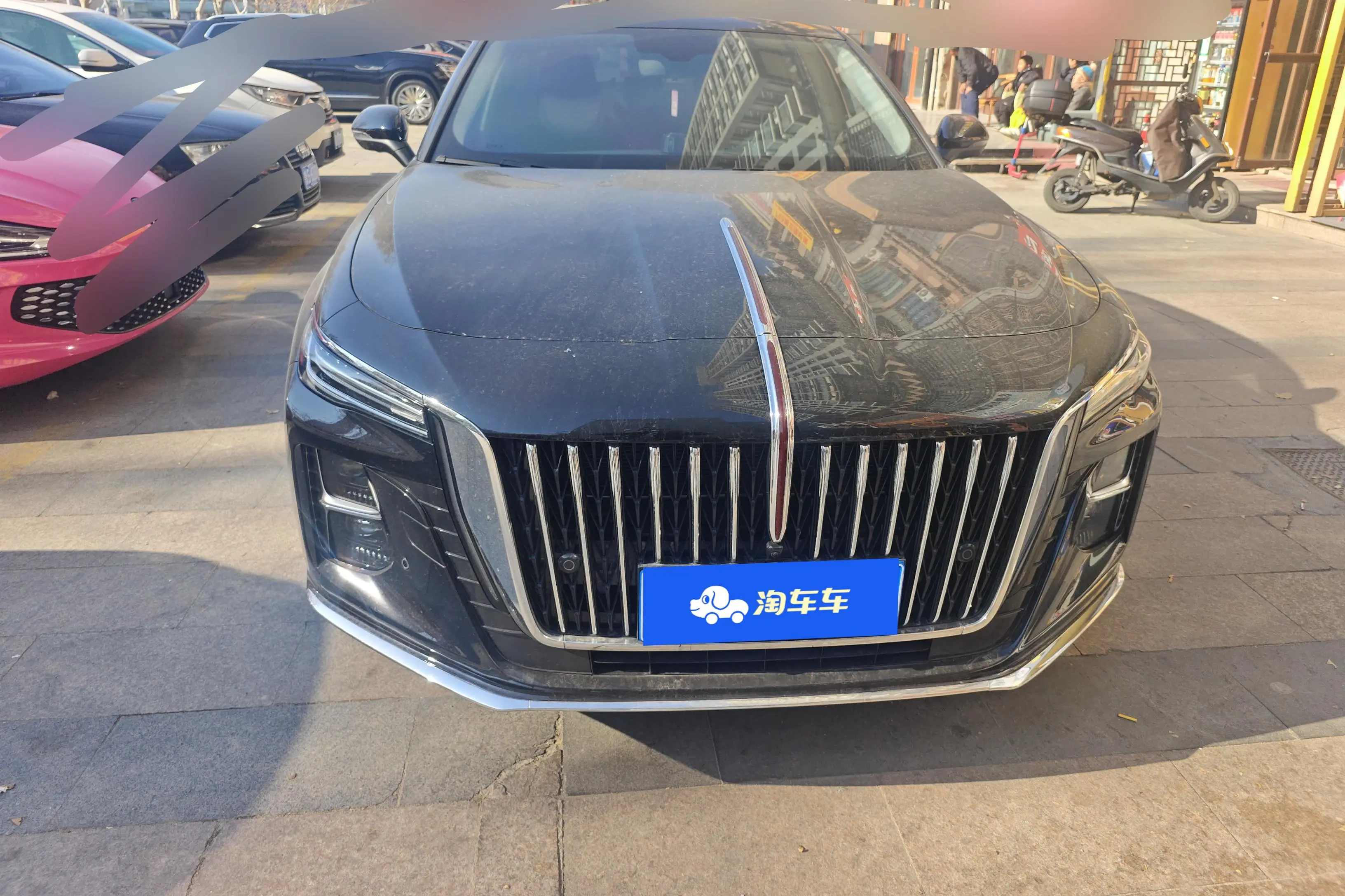 Hongqi H5  из Китая