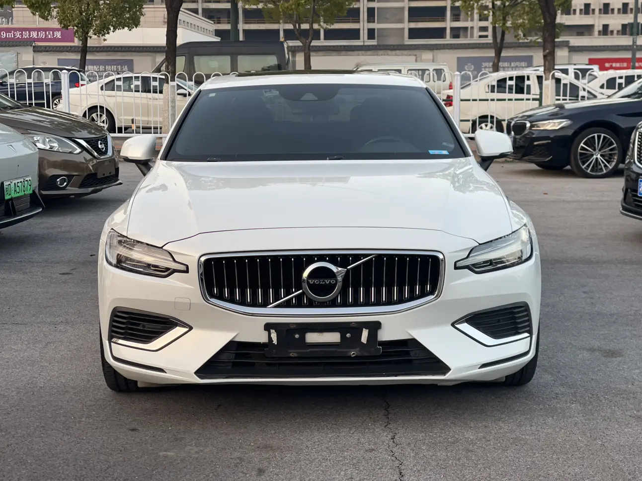 Volvo S60 PHEV  из Китая