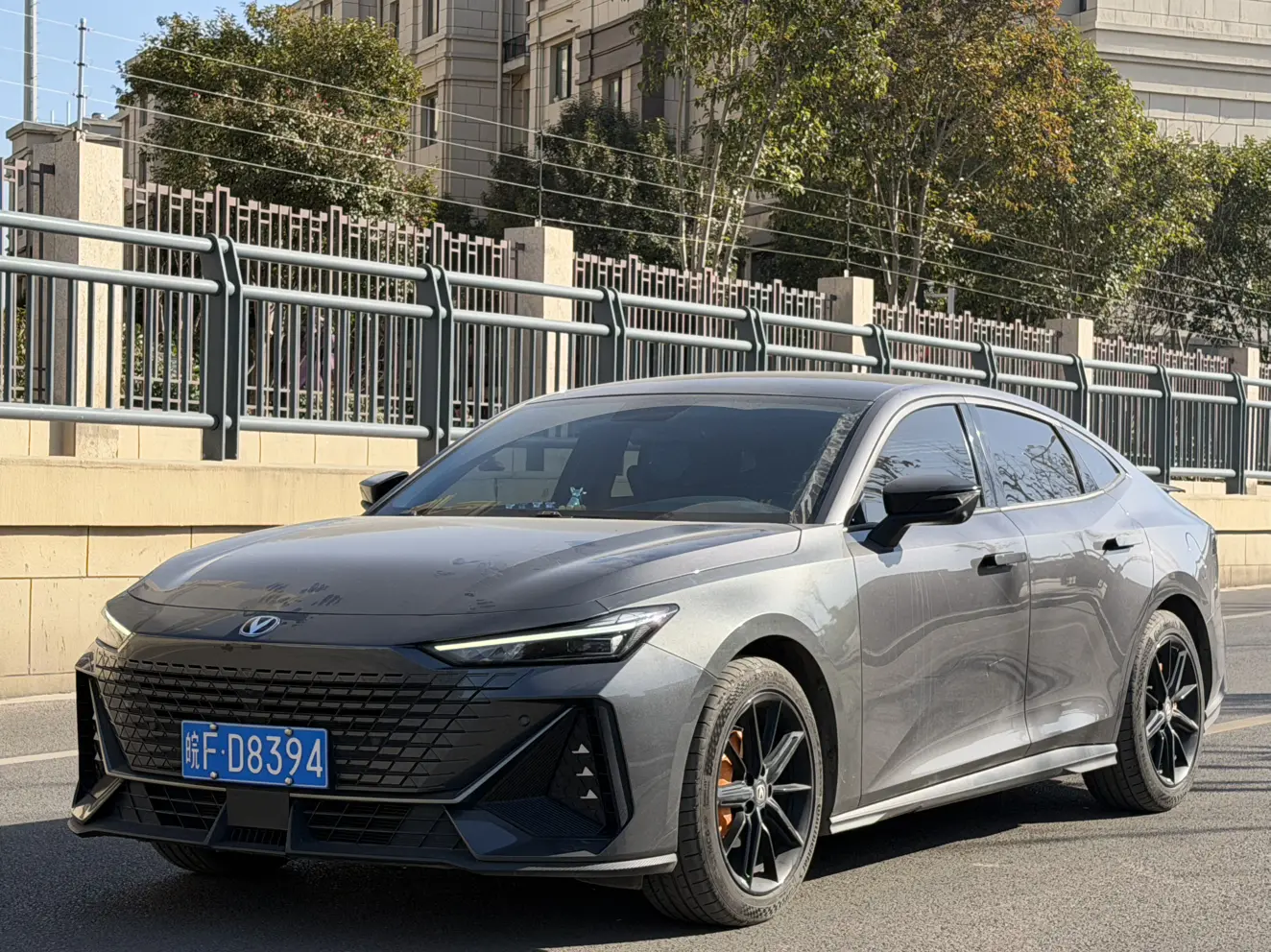 Changan UNI-V  из Китая