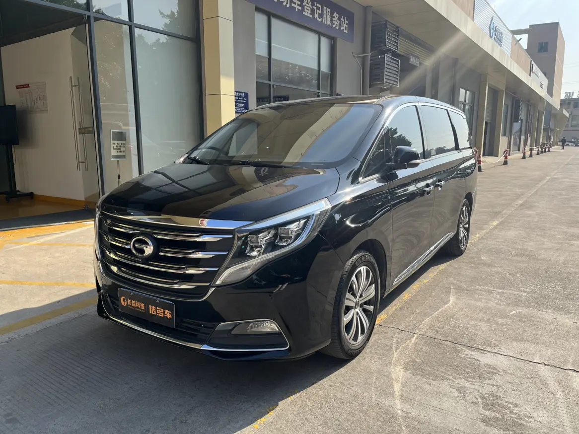 GAC Trumpchi M8  из Китая