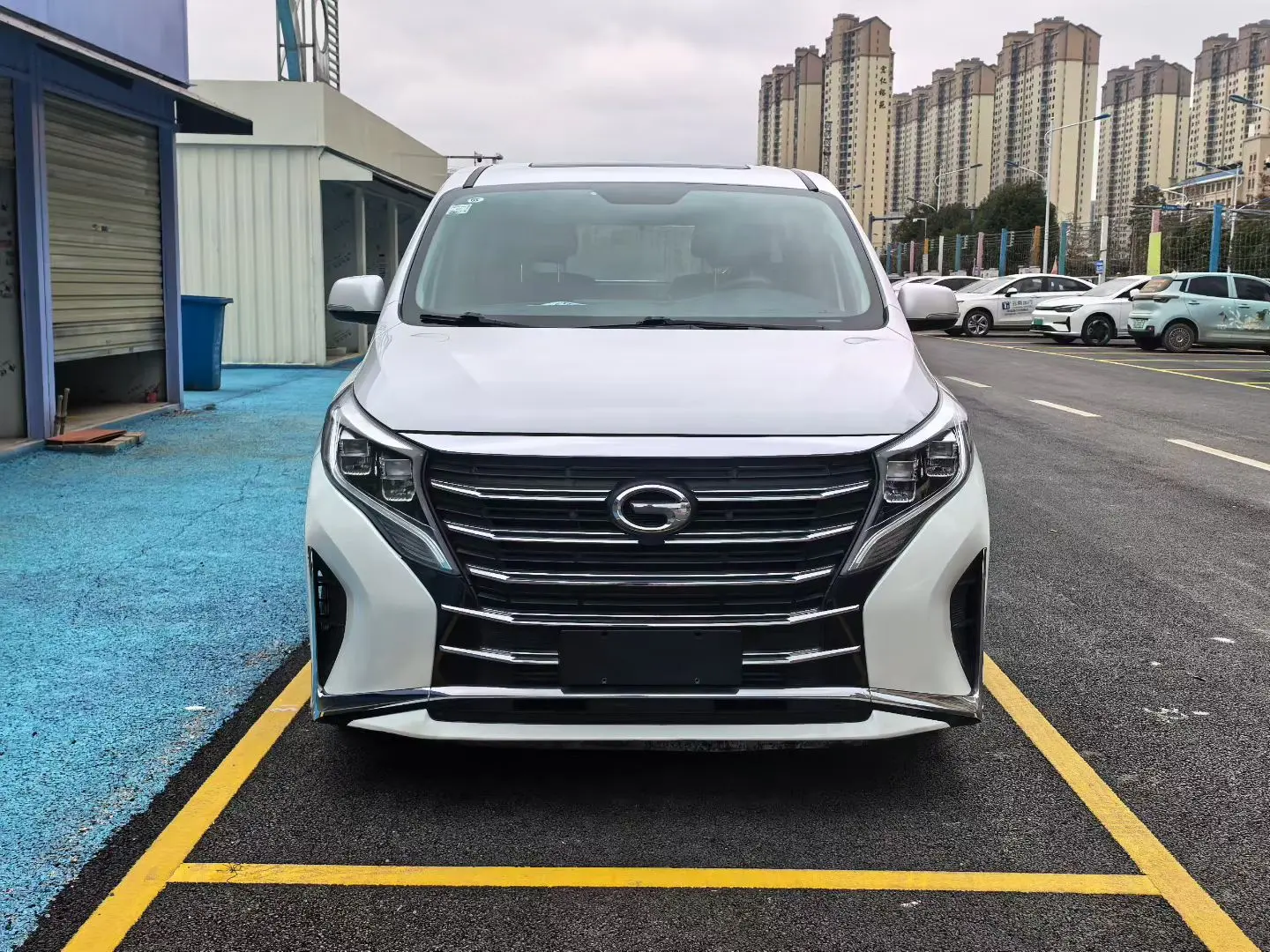 GAC Trumpchi M8  из Китая