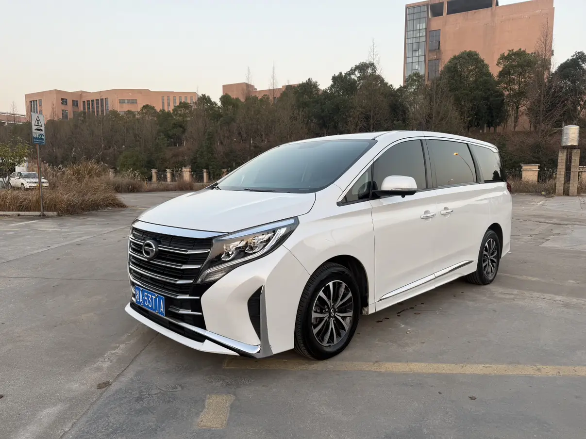 GAC Trumpchi M8  из Китая