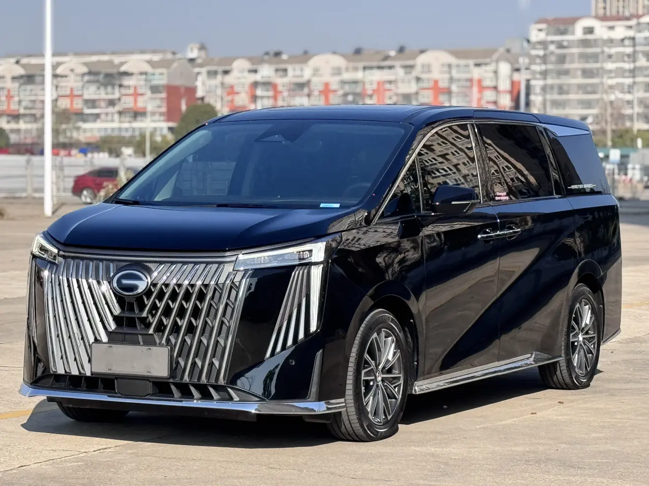 GAC Trumpchi M8  из Китая