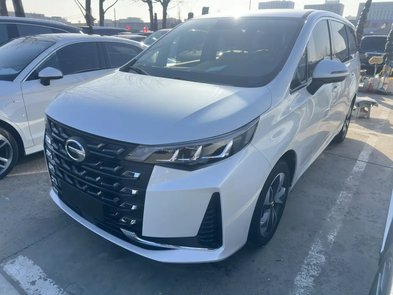 GAC Trumpchi M6  из Китая