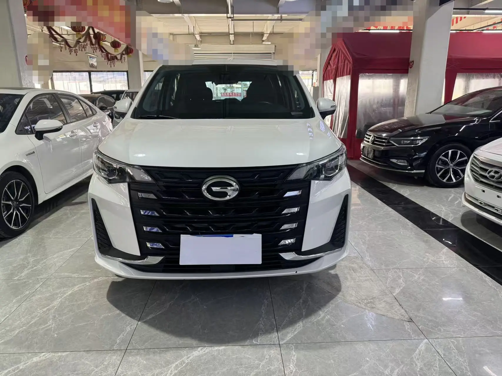 GAC Trumpchi M6  из Китая