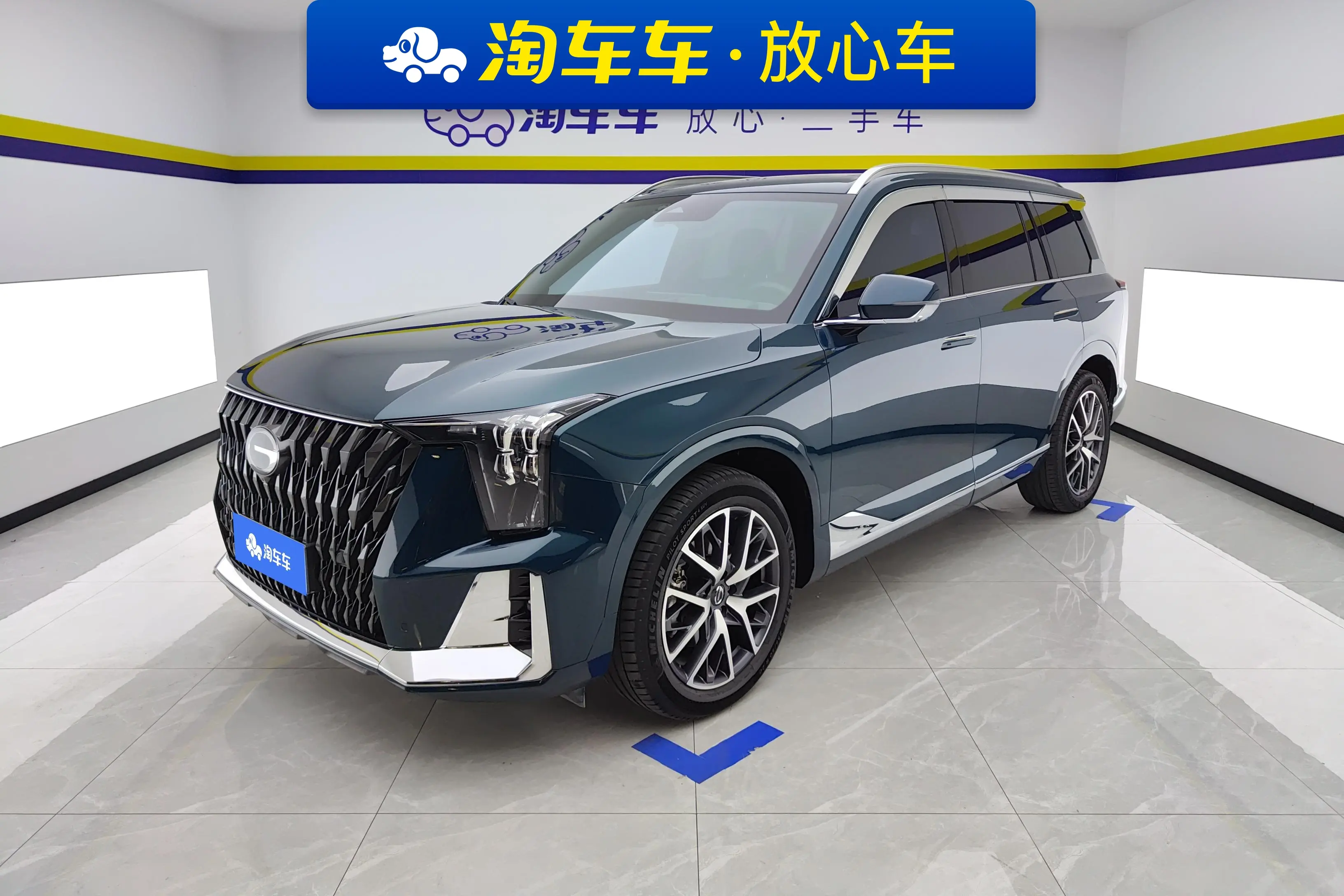 GAC Trumpchi GS8  из Китая