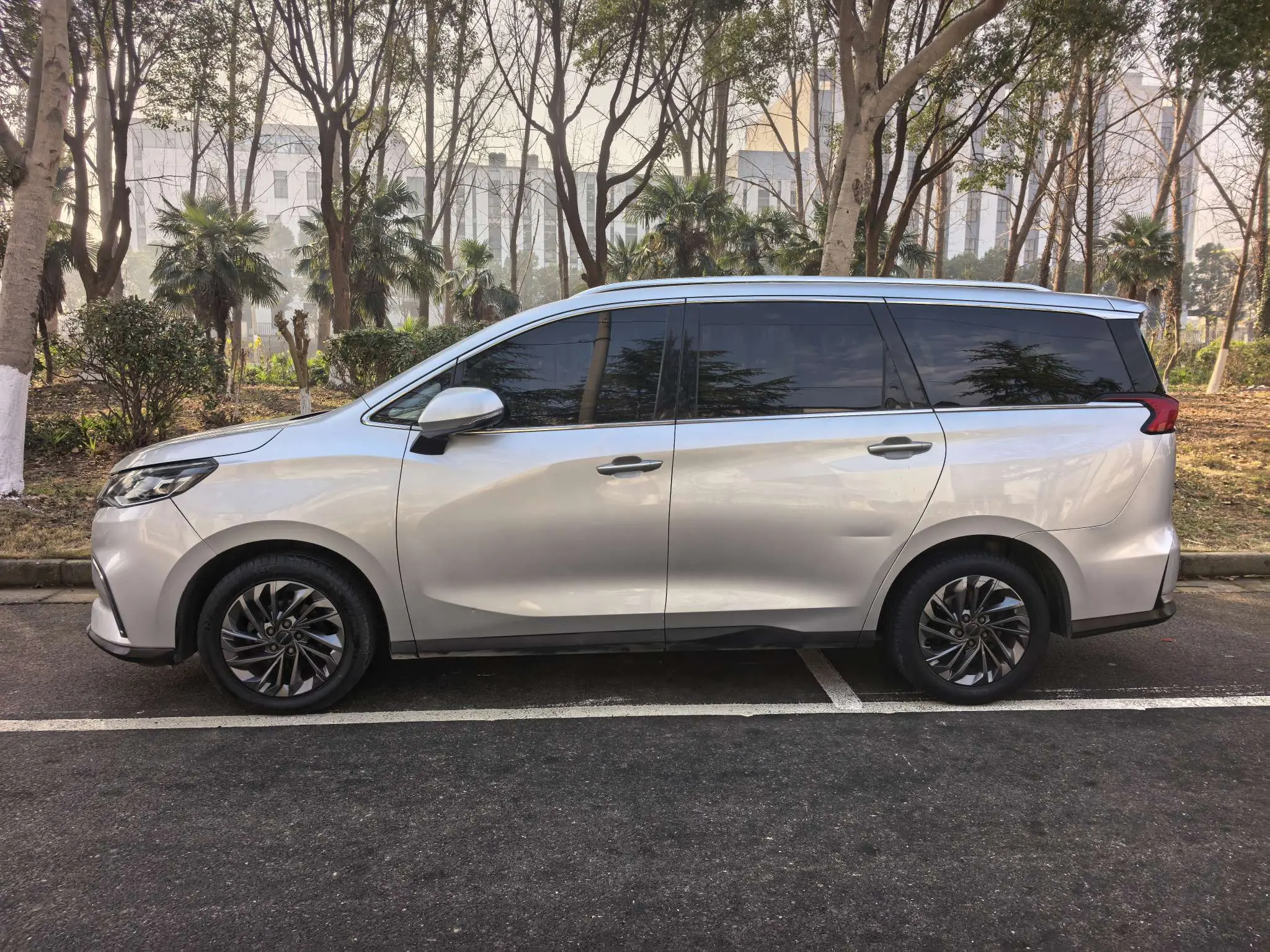 Datong Maxus G50  из Китая