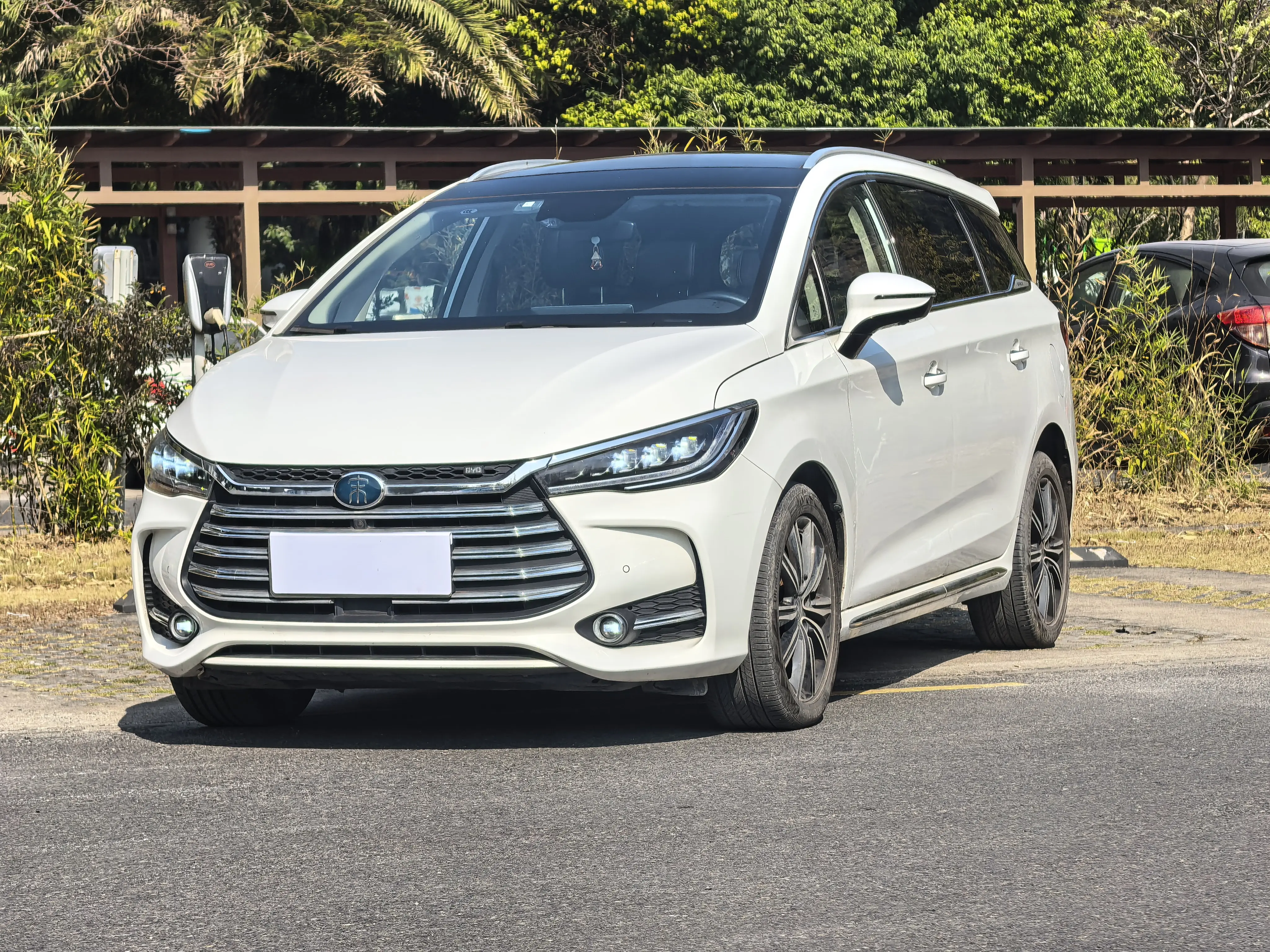 BYD Song MAX DM  из Китая