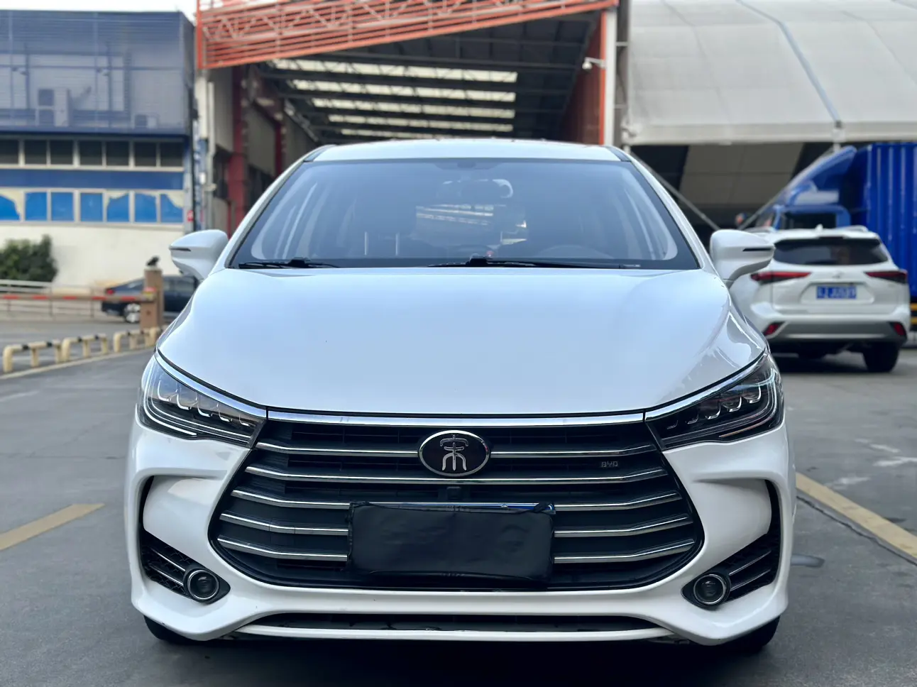 BYD Song MAX  из Китая