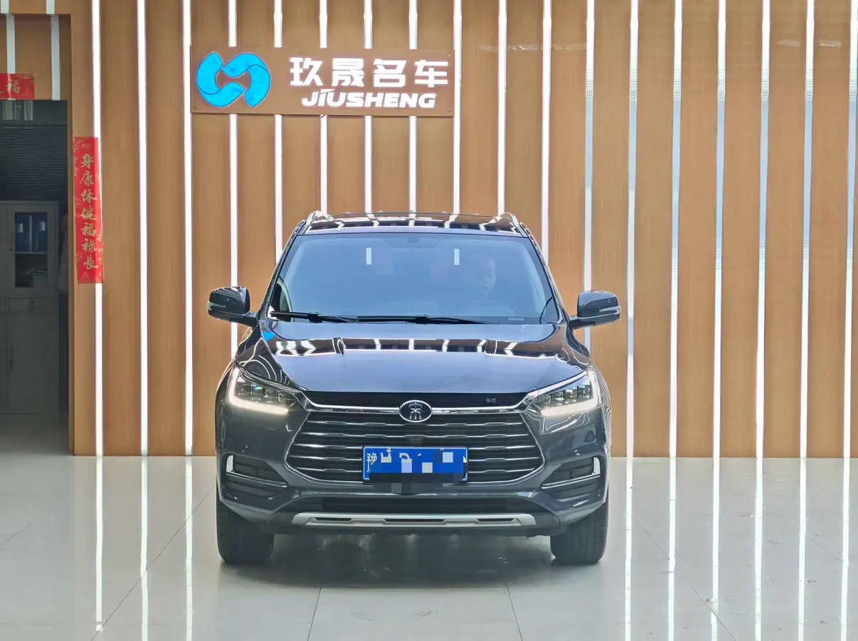 BYD Song  из Китая