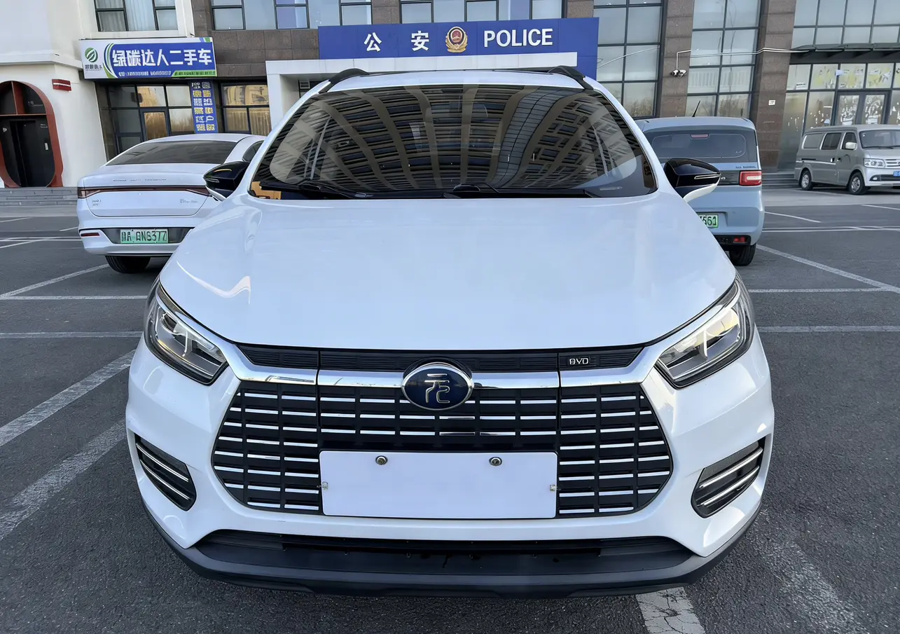 BYD Yuan EV  из Китая