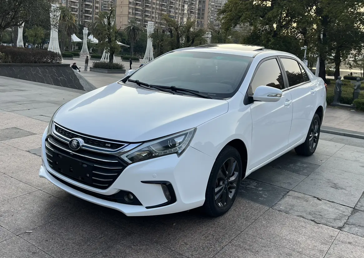 BYD Qin DM  из Китая
