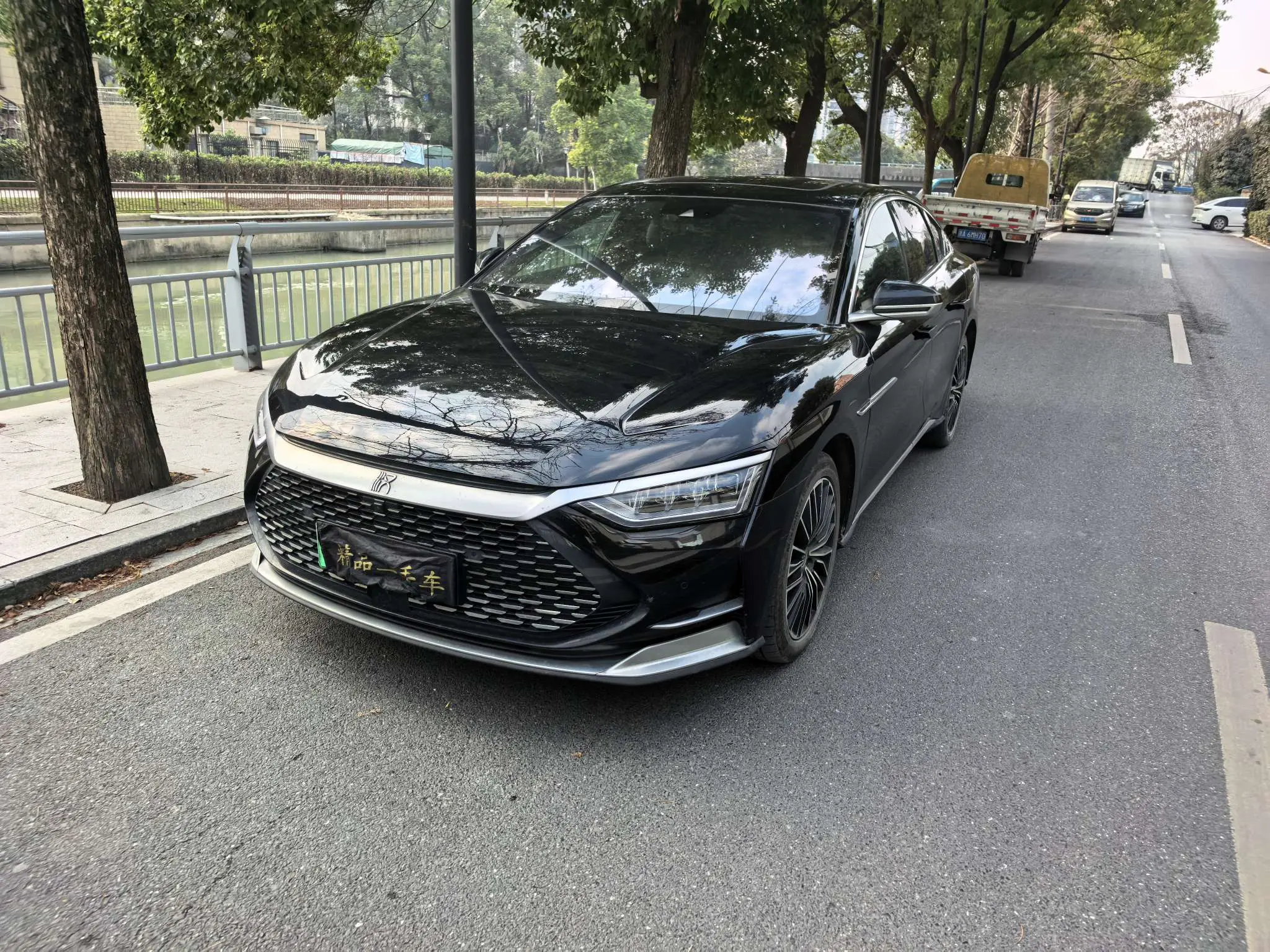 BYD HAN DM  из Китая