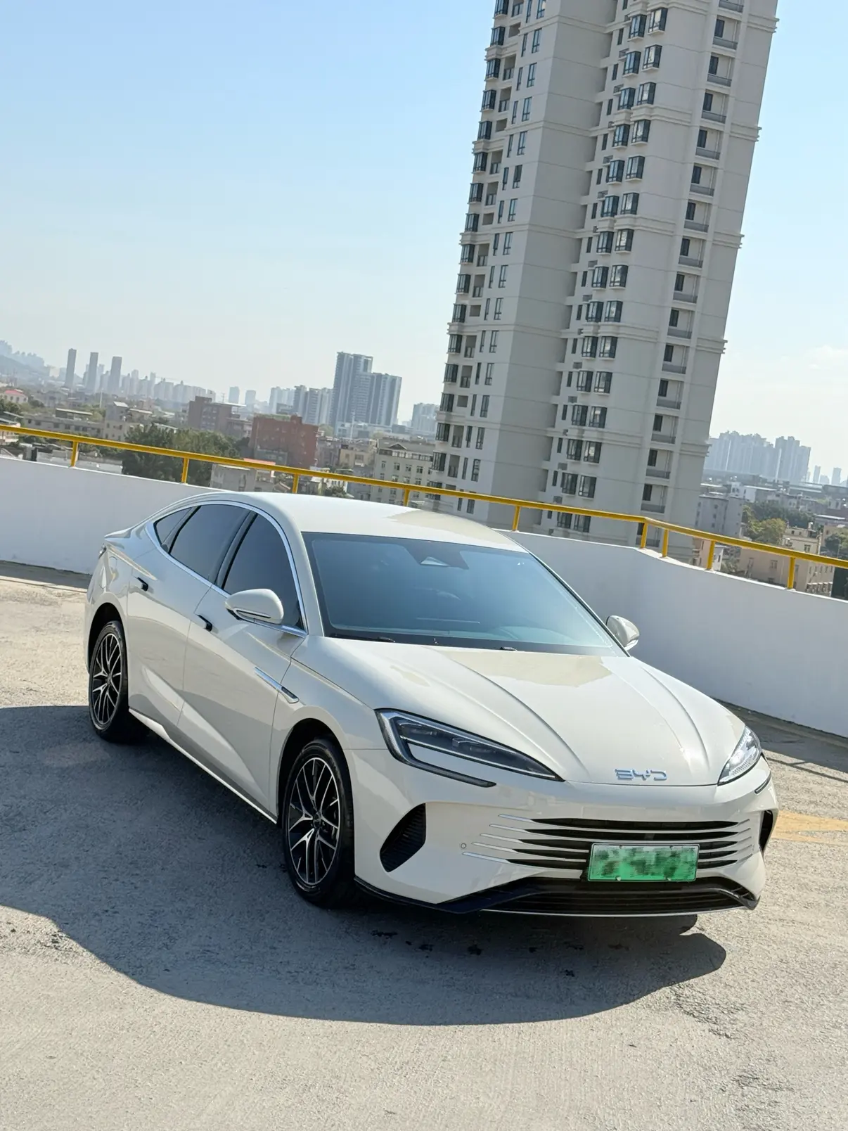 BYD Seal 07DM  из Китая