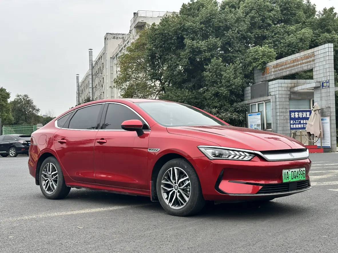 BYD Qin PLUS EV  из Китая