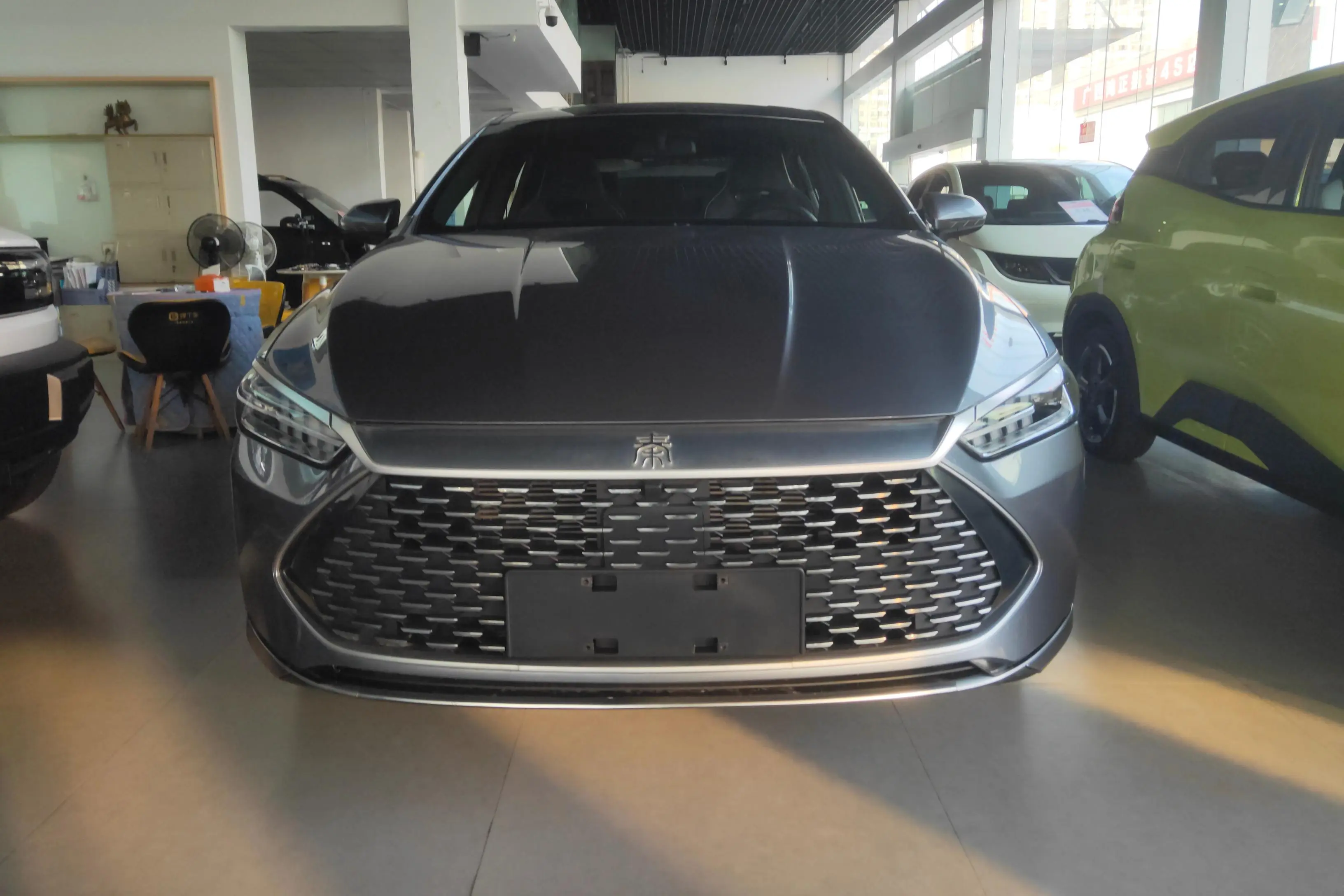 BYD Qin PLUS DM  из Китая