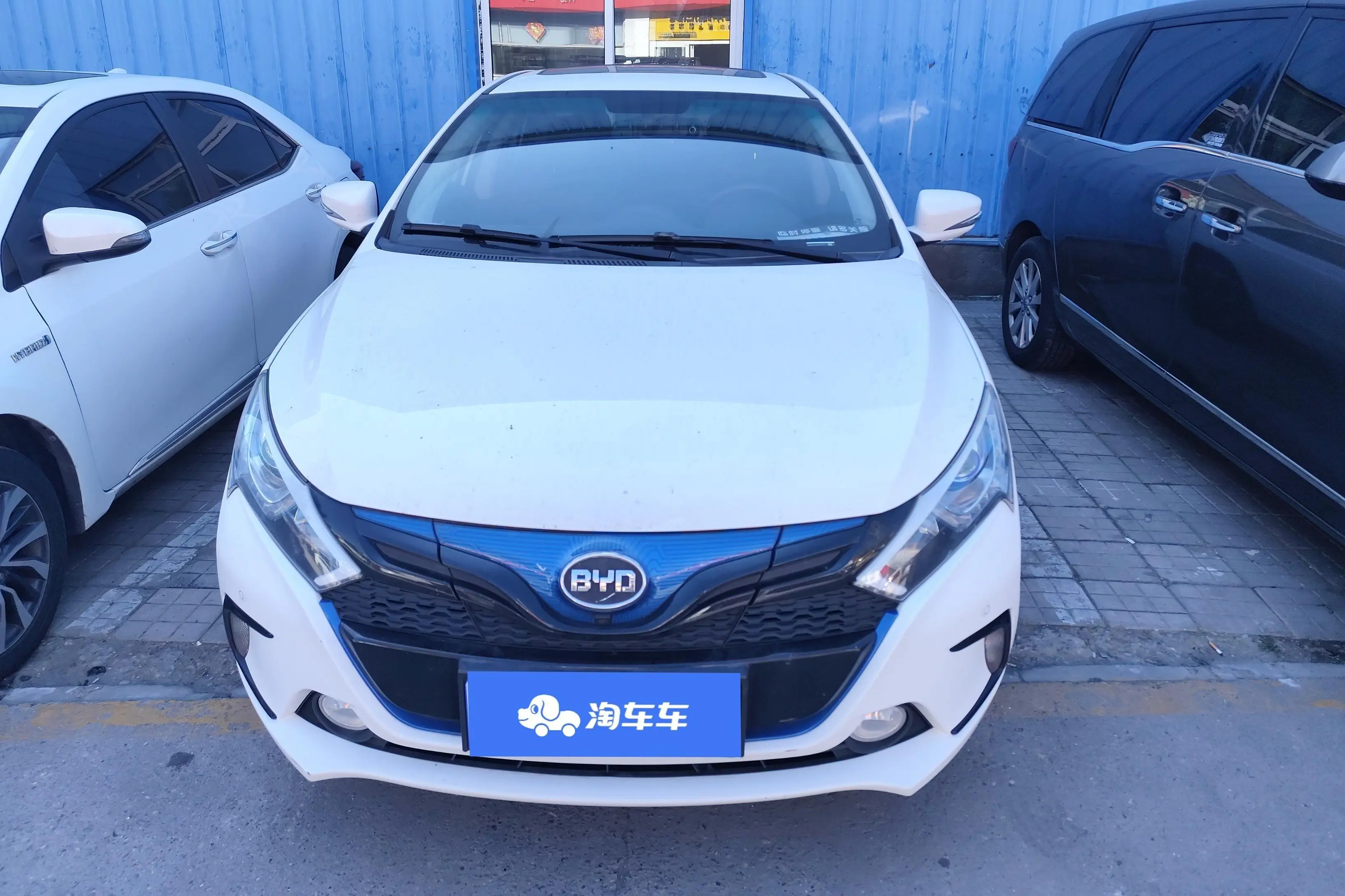 BYD QinEV  из Китая