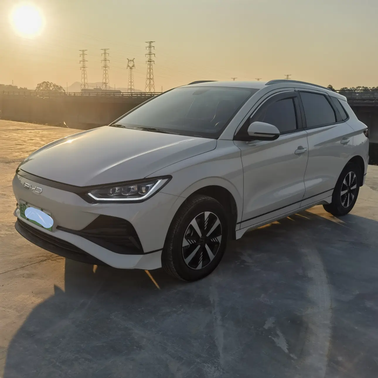 BYD e2  из Китая