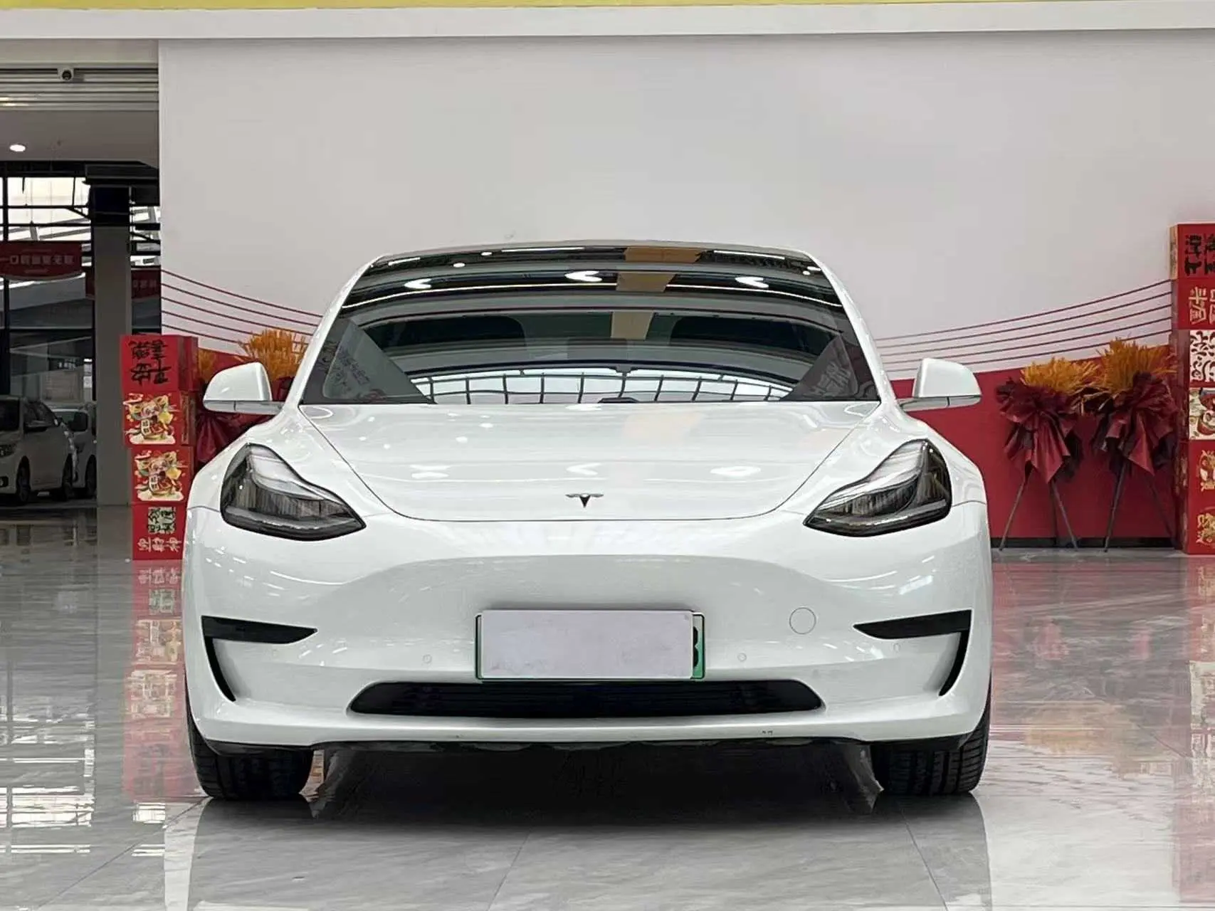 Tesla Model 3  из Китая