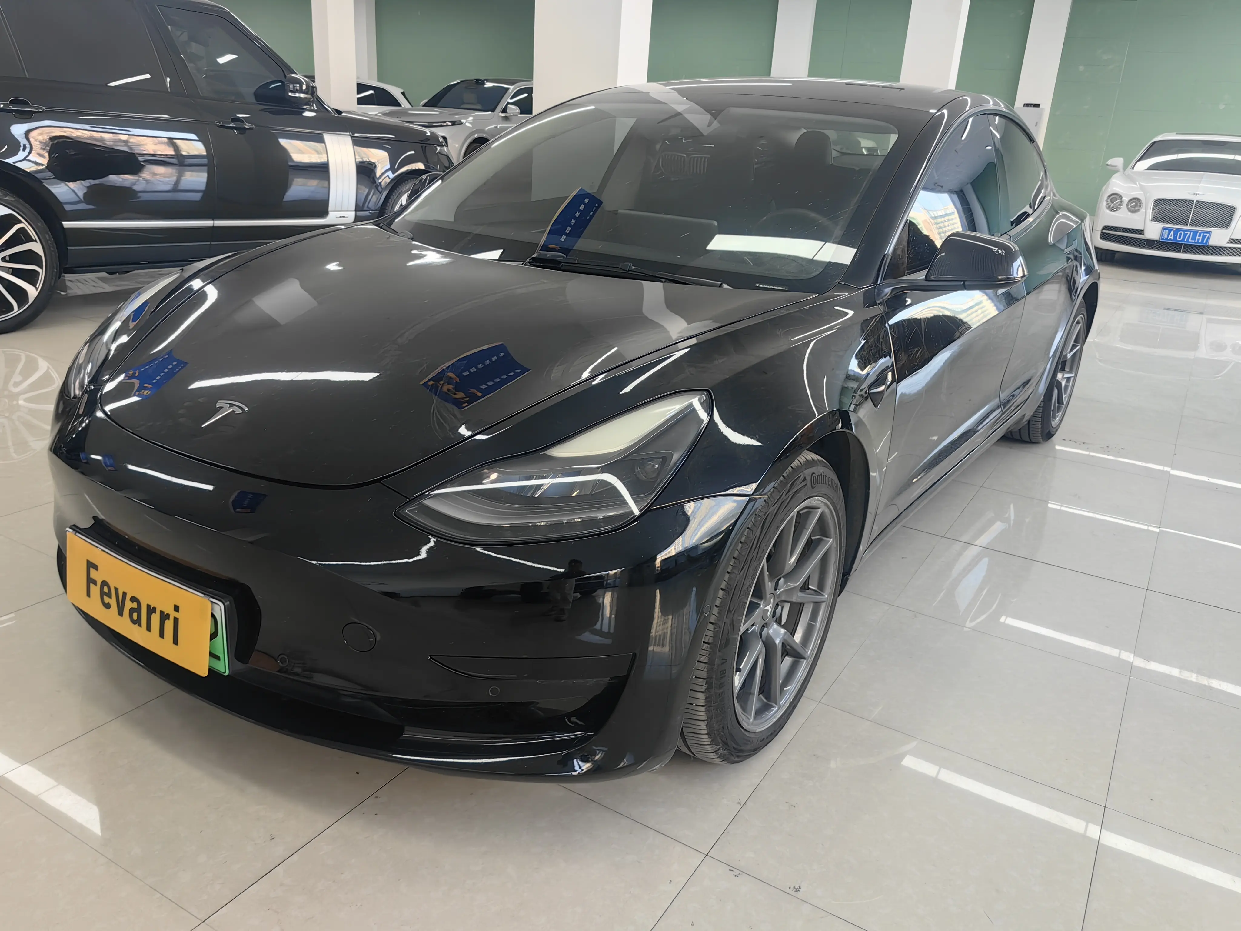 Tesla Model 3  из Китая
