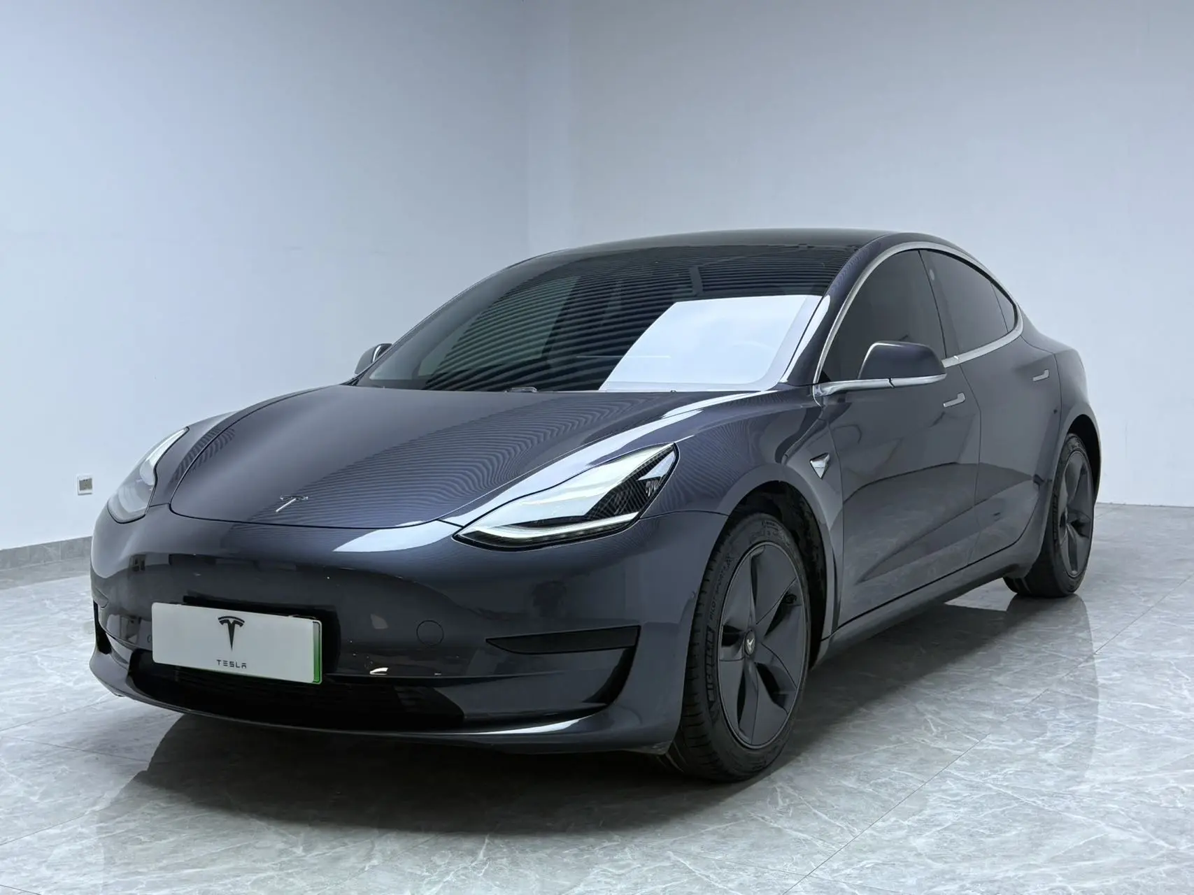 Tesla Model 3  из Китая