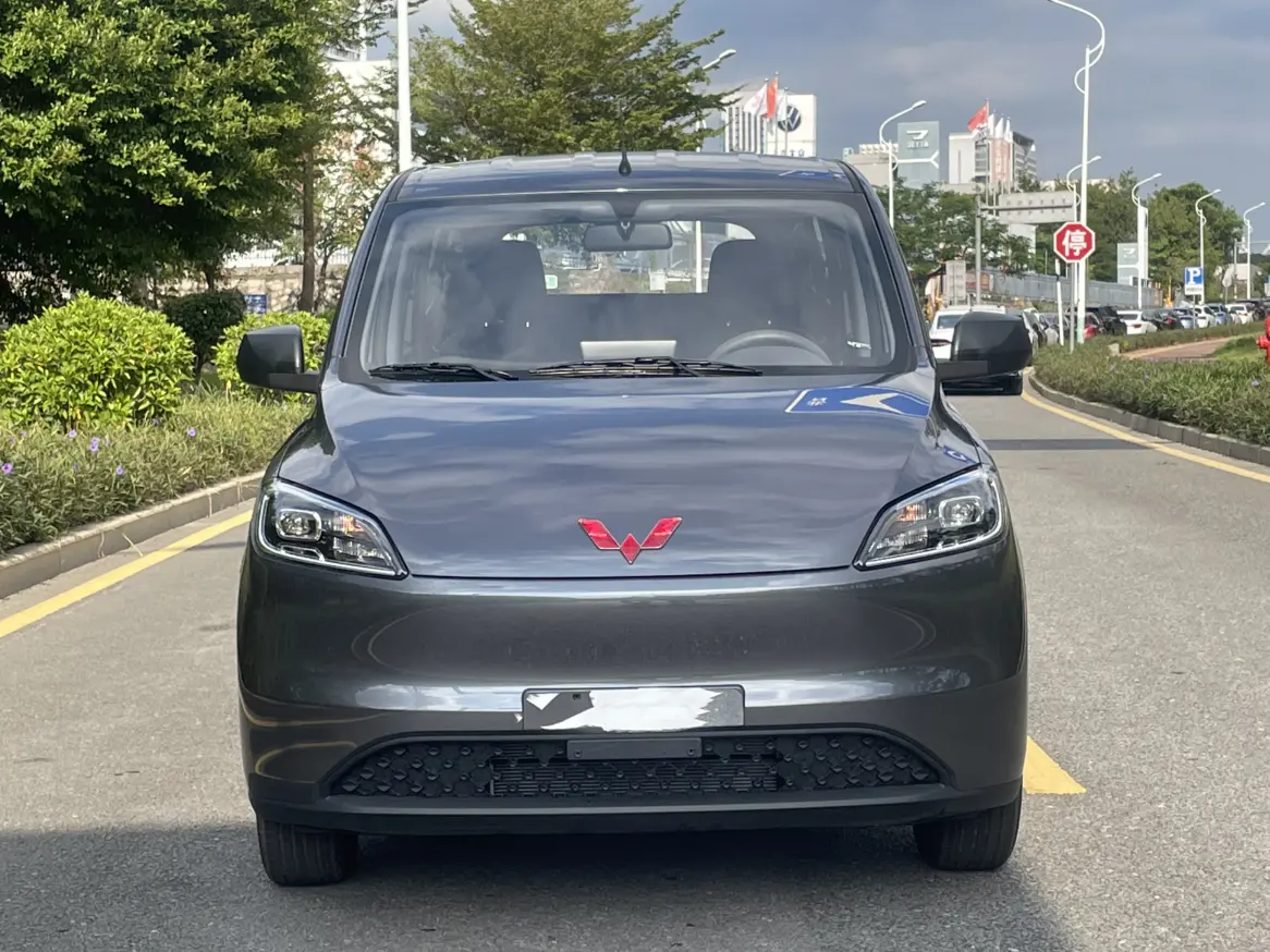 Wuling Hongguang pure electric version  из Китая