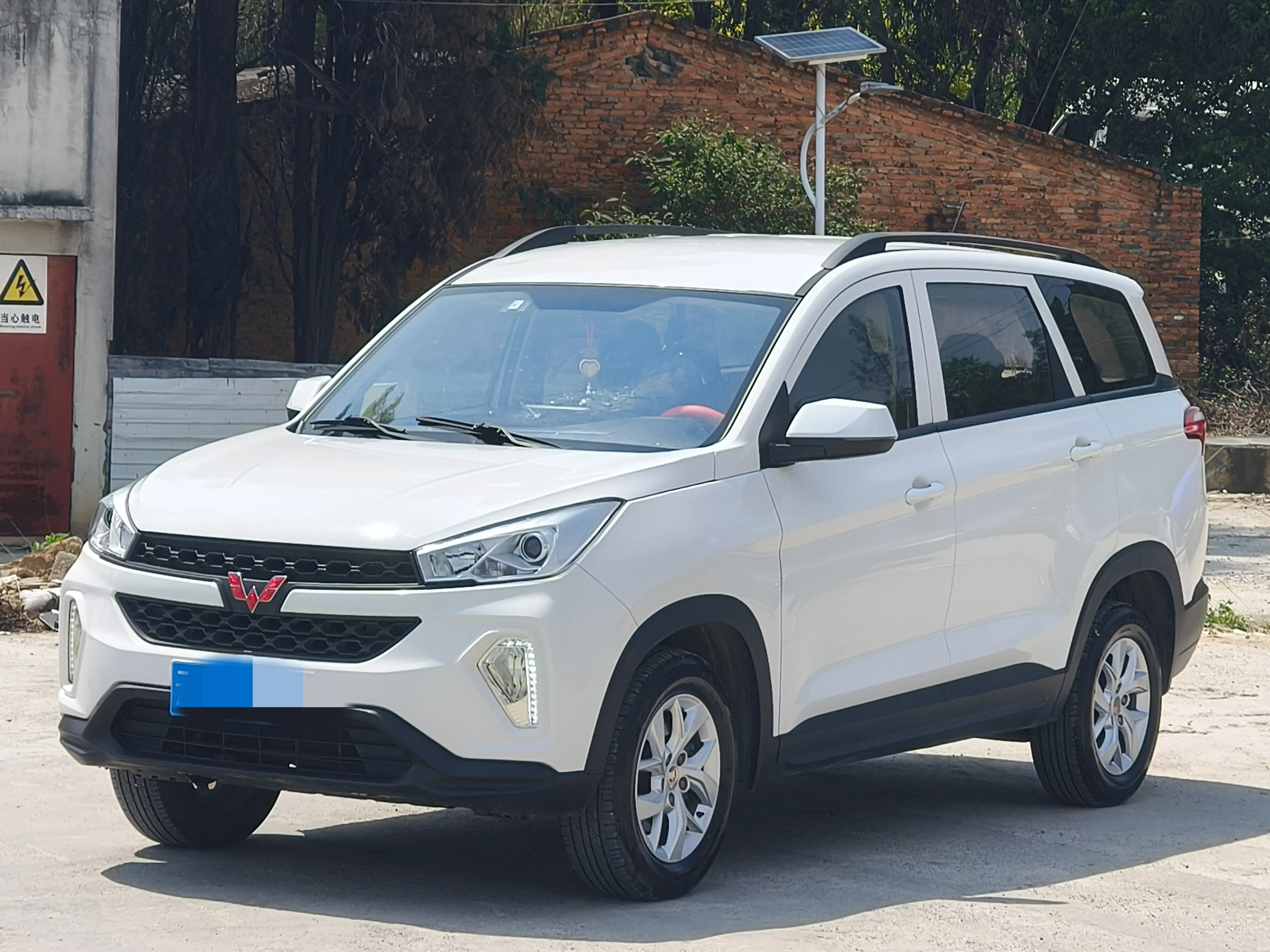 Wuling Hongguang S3  из Китая