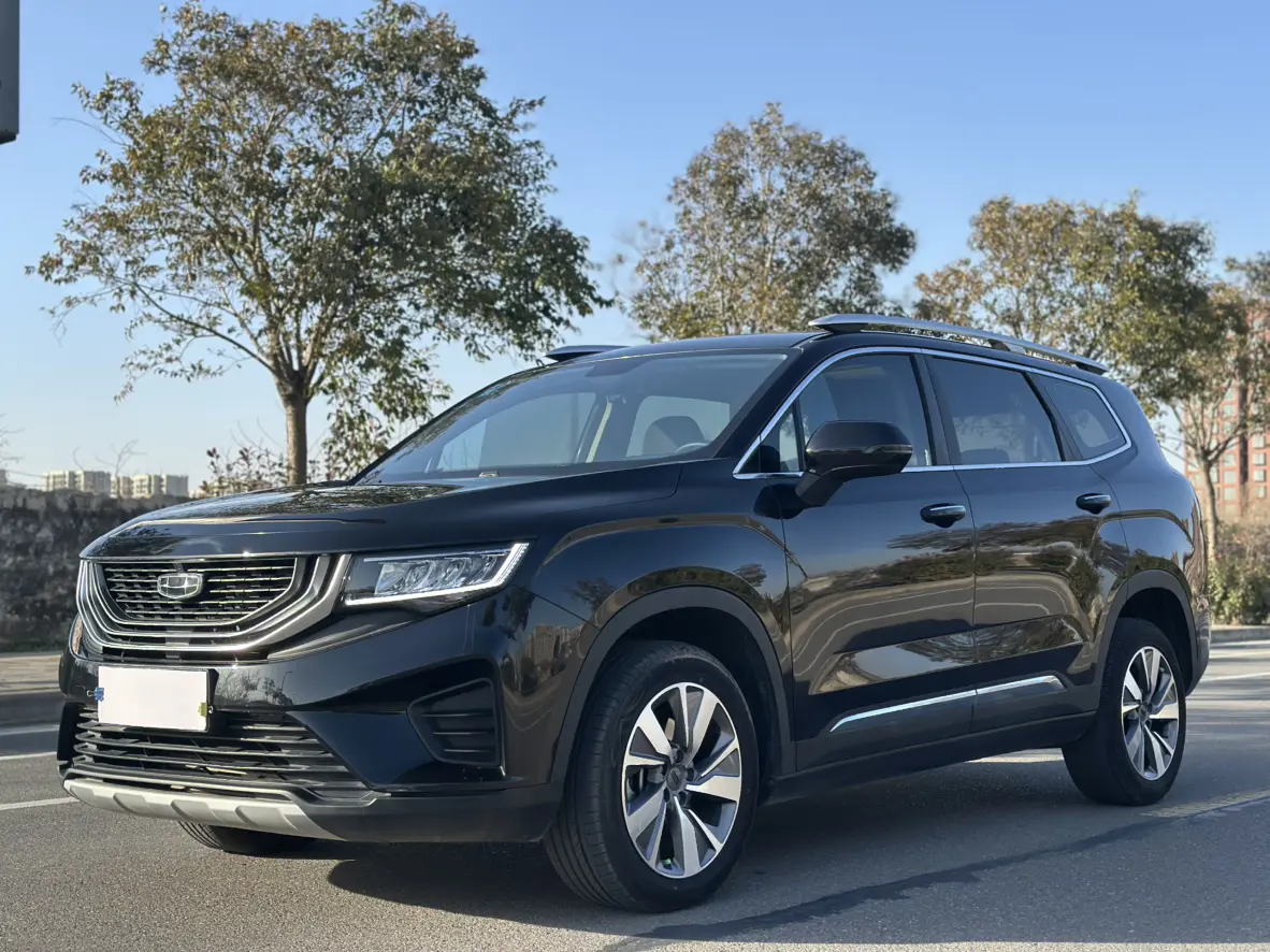 Geely Okavango  из Китая