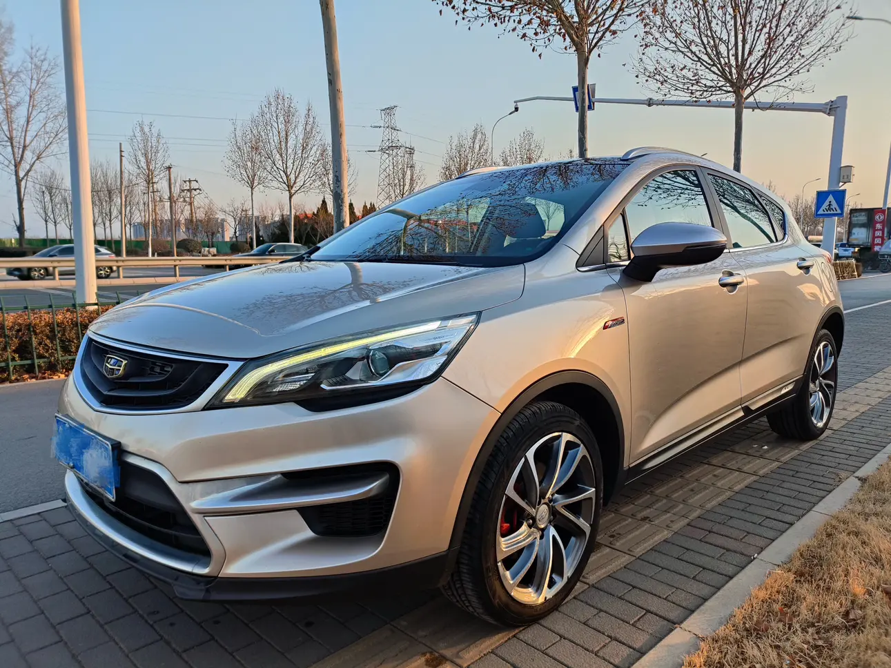 Geely Emgrand GS  из Китая