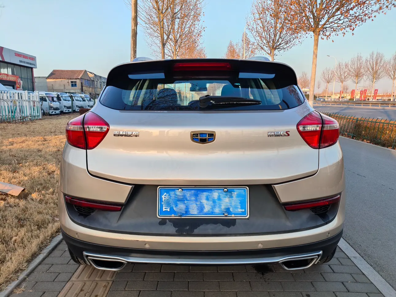 Geely Emgrand GS  из Китая