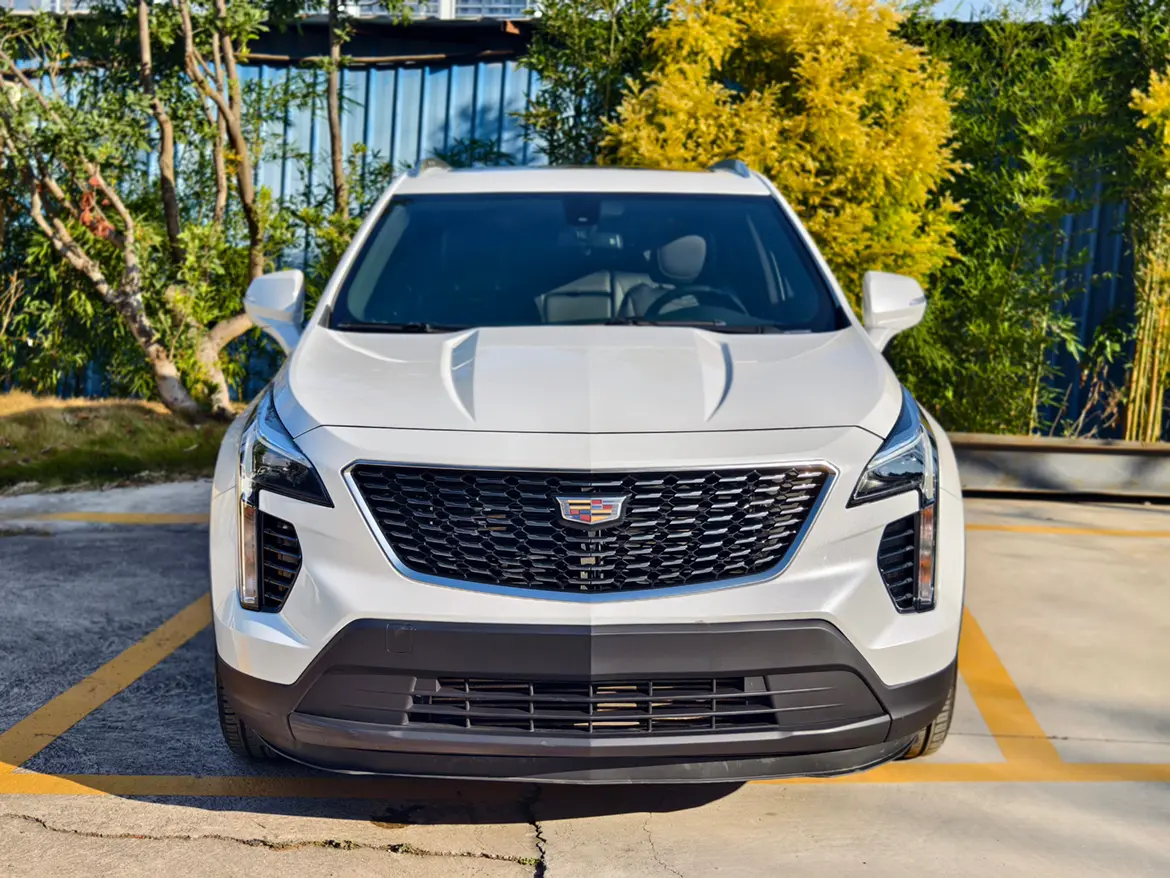Cadillac XT4  из Китая