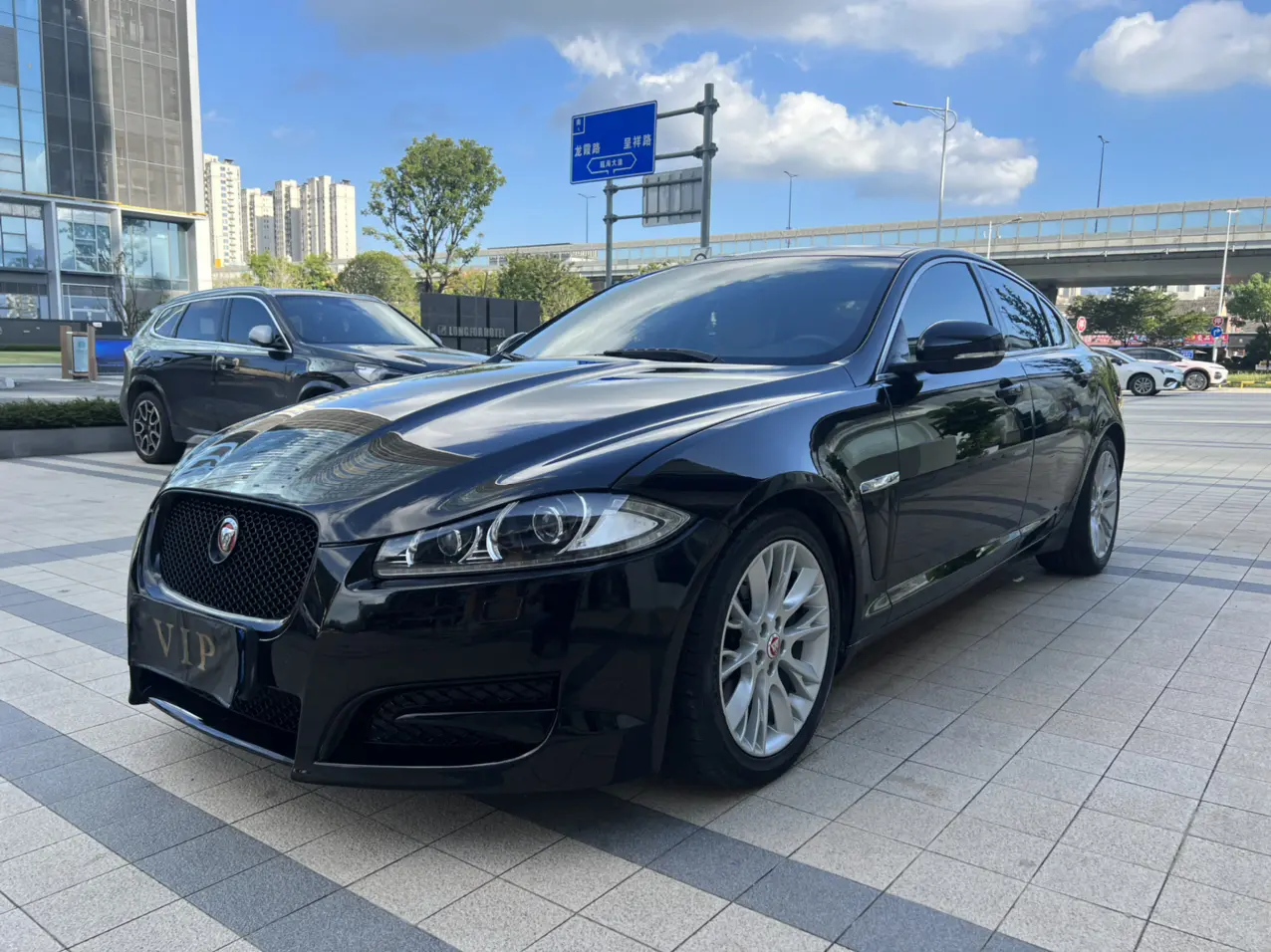 Jaguar XF  из Китая