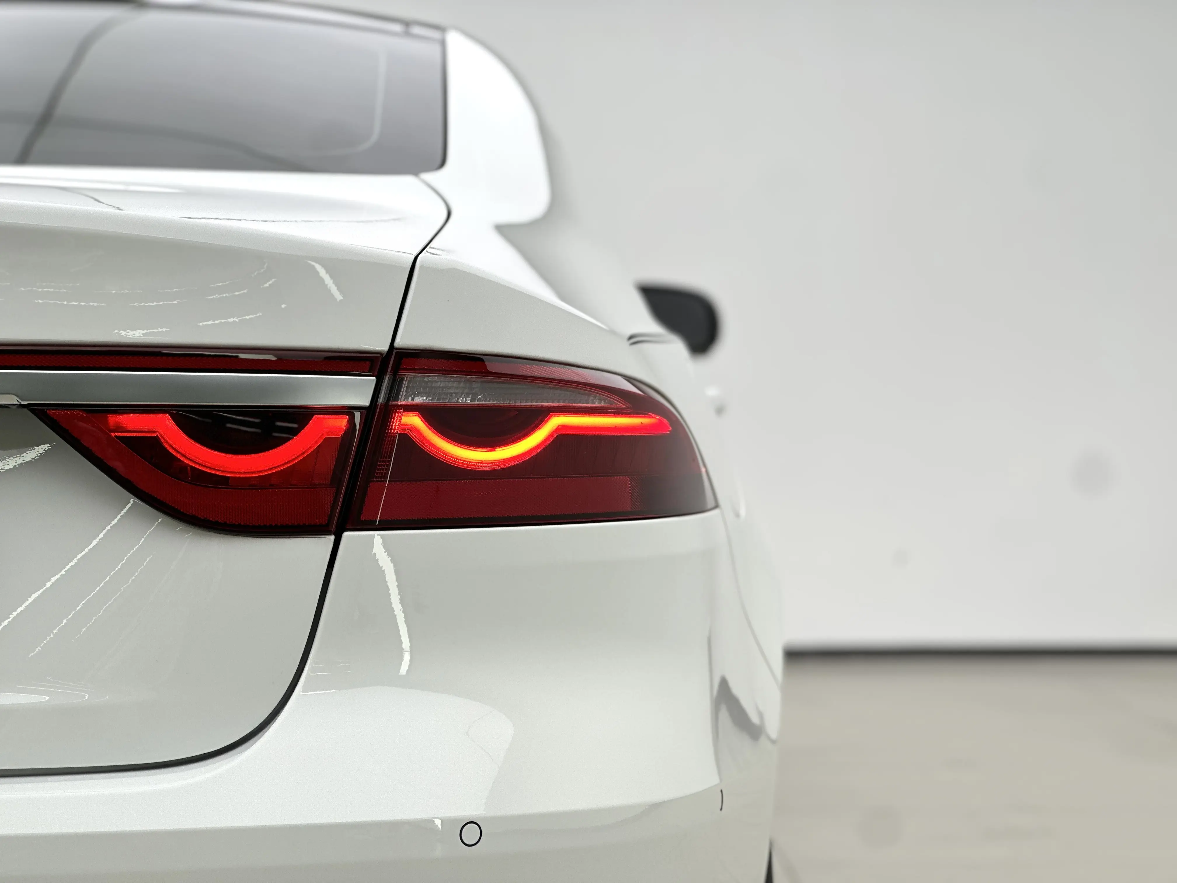 Jaguar XFL  из Китая