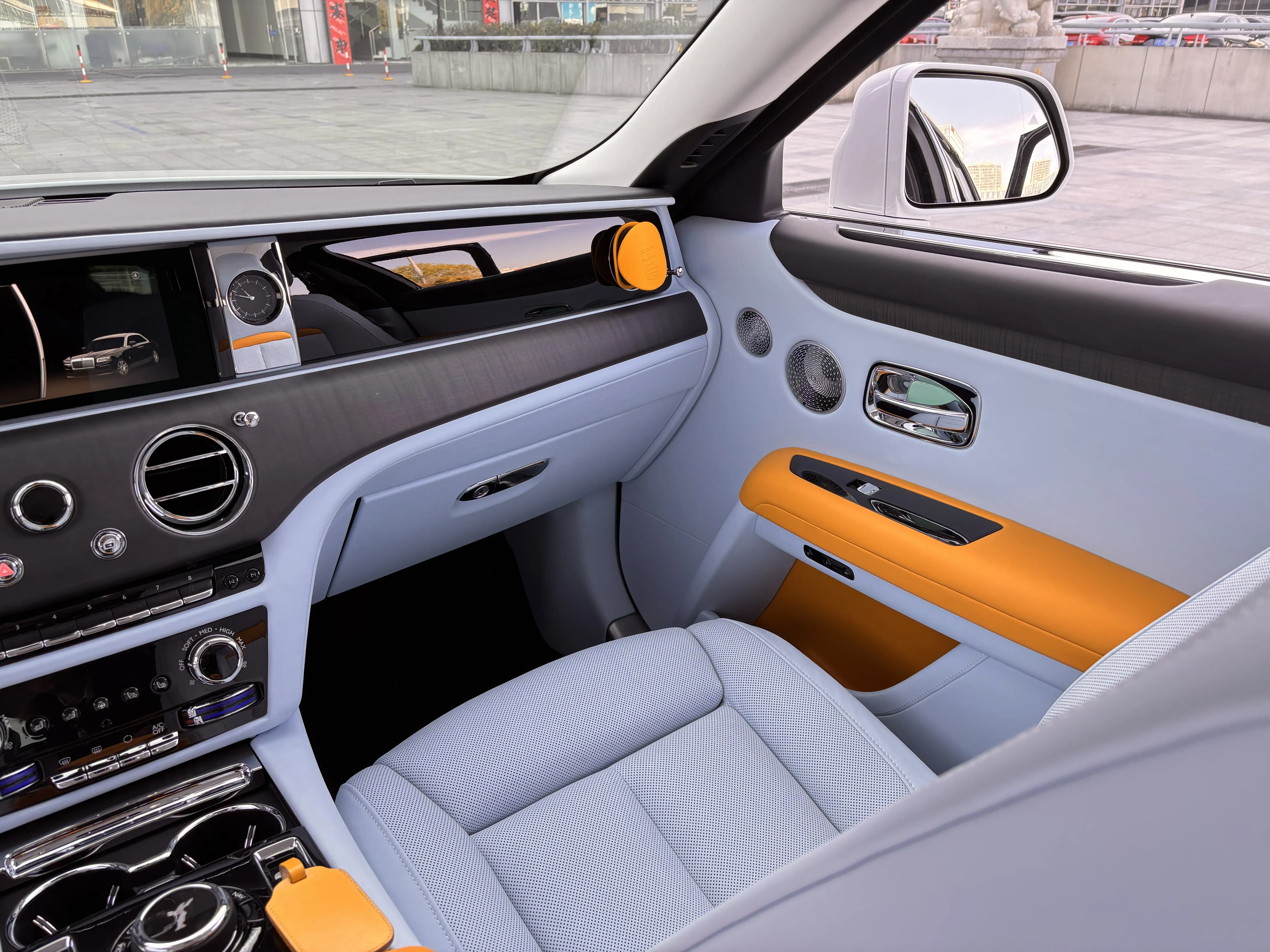 Rolls Royce Ghost  из Китая