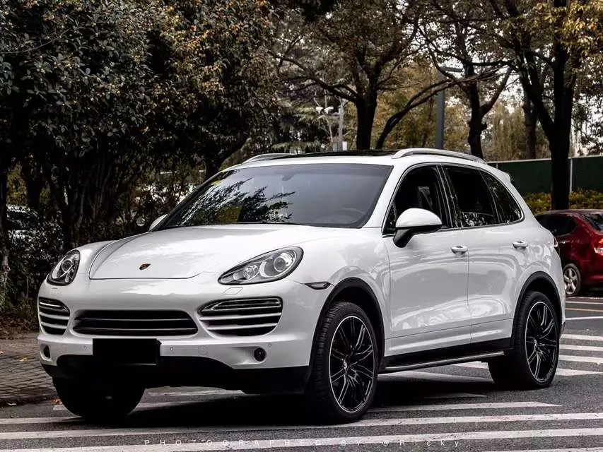 Porsche Cayenne  из Китая