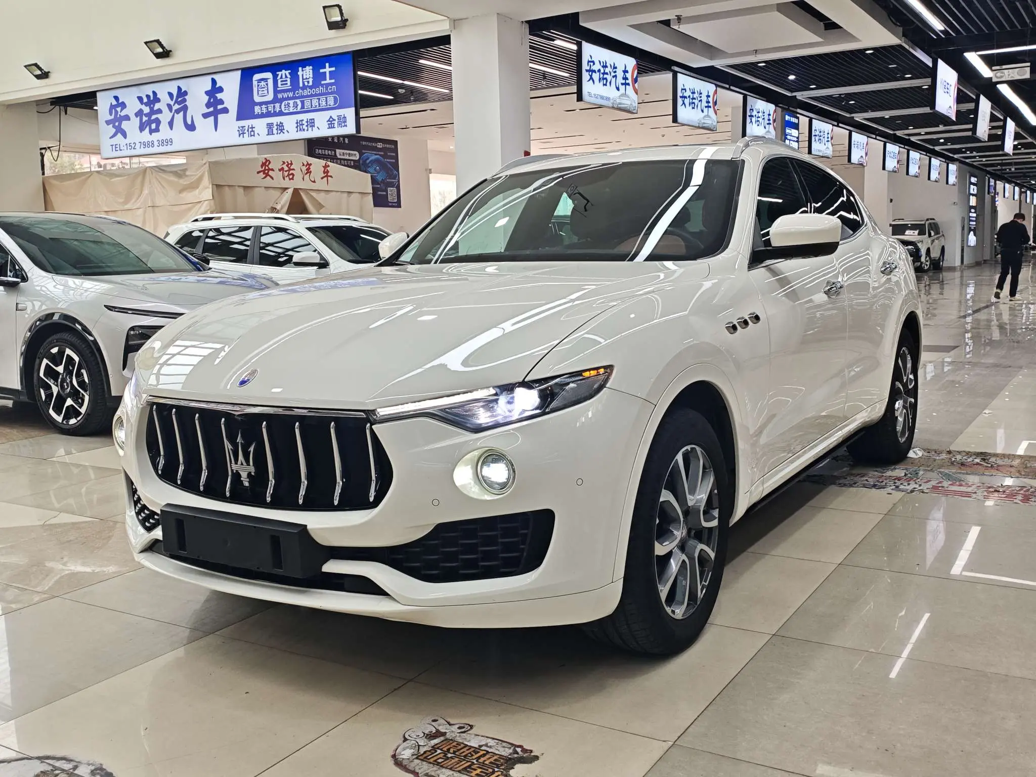 Maserati Levante  из Китая