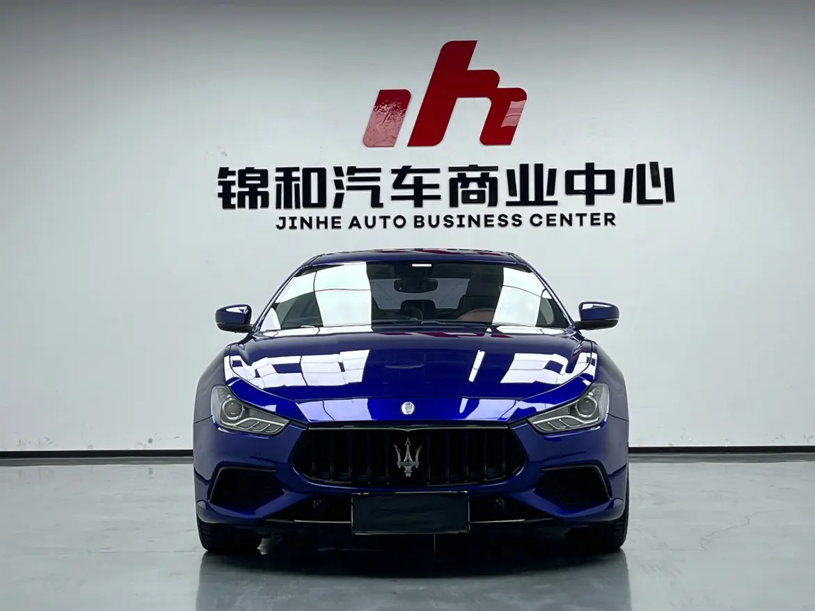 Maserati Ghibli  из Китая
